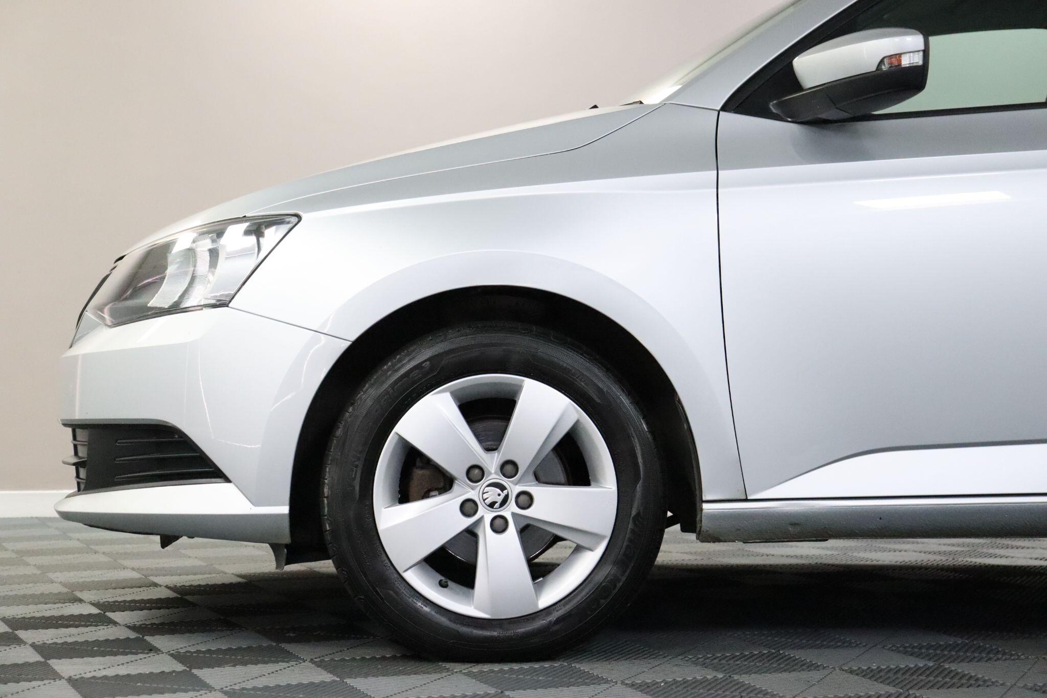 Skoda Fabia view 27