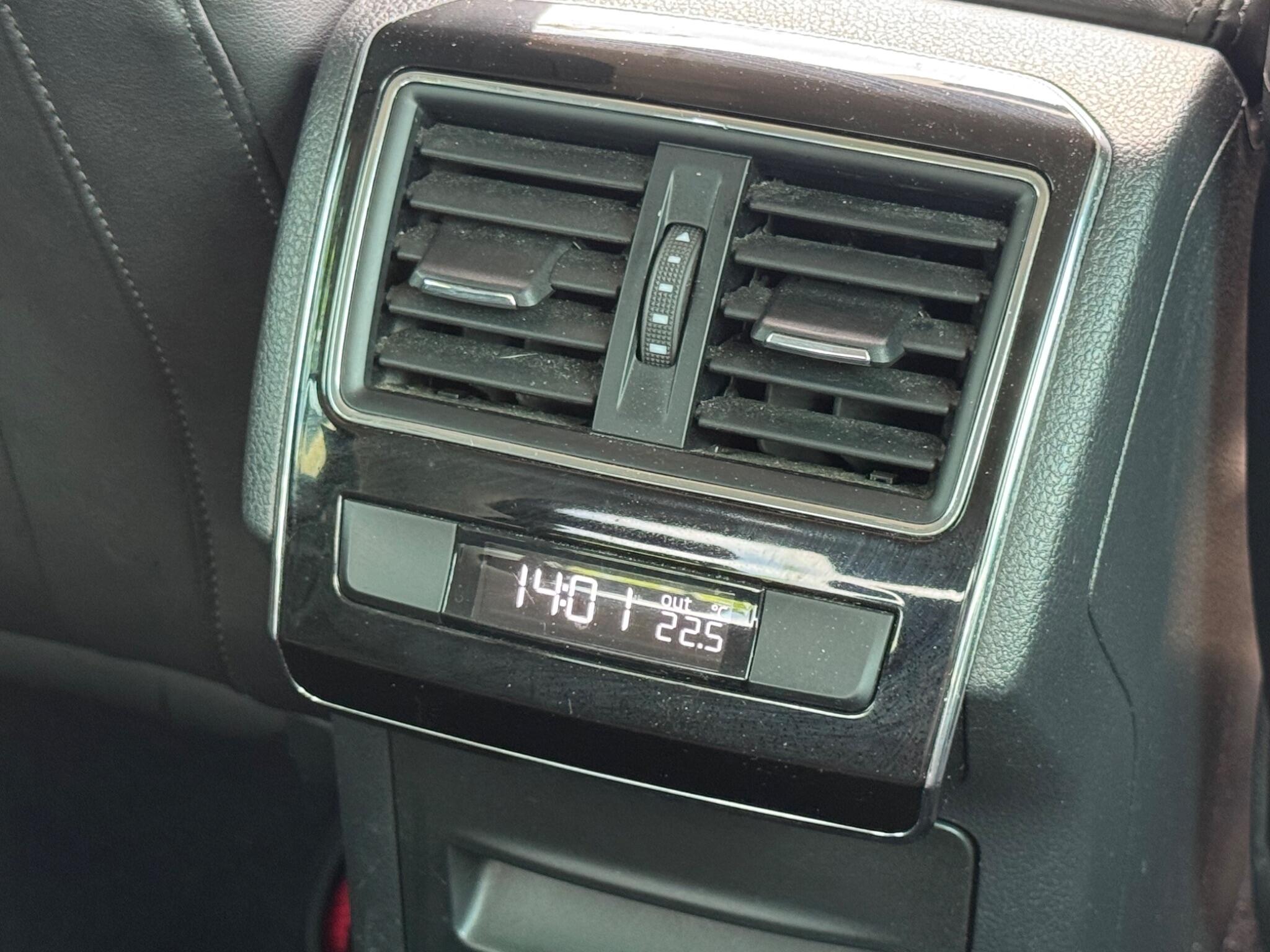 Skoda Superb view 17