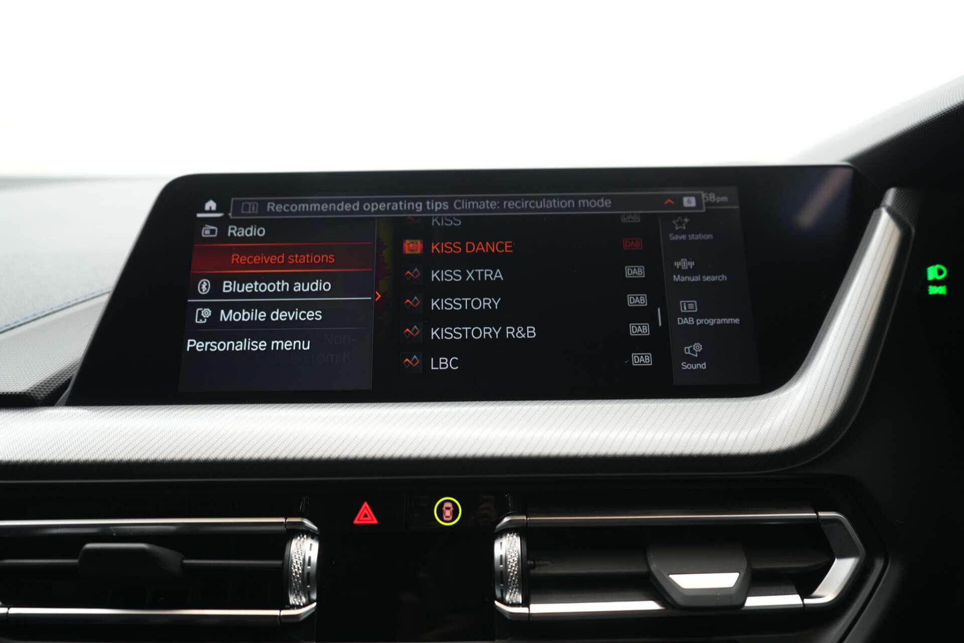 BMW 1 Series view 30