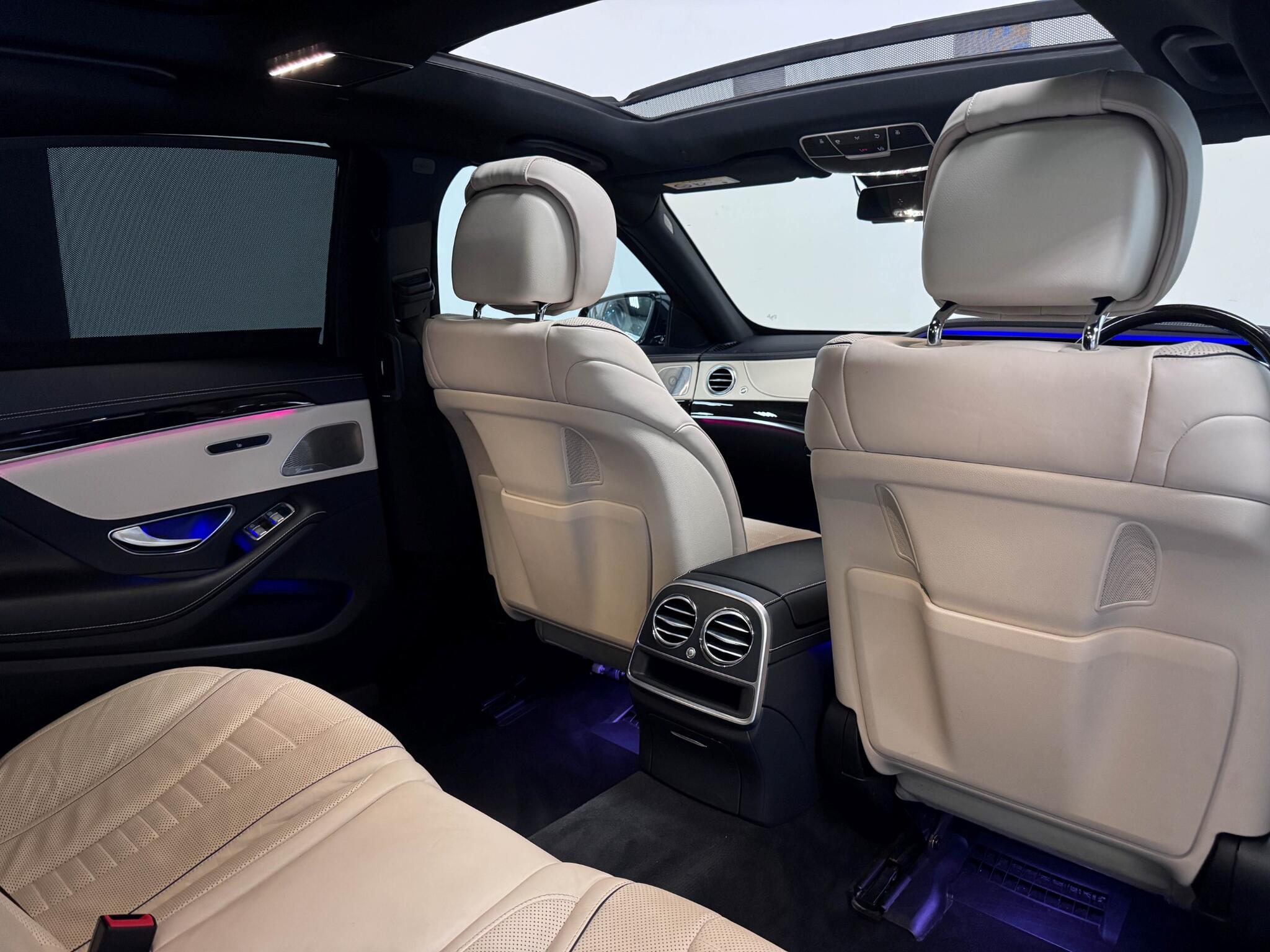 Mercedes-Benz S Class view 26