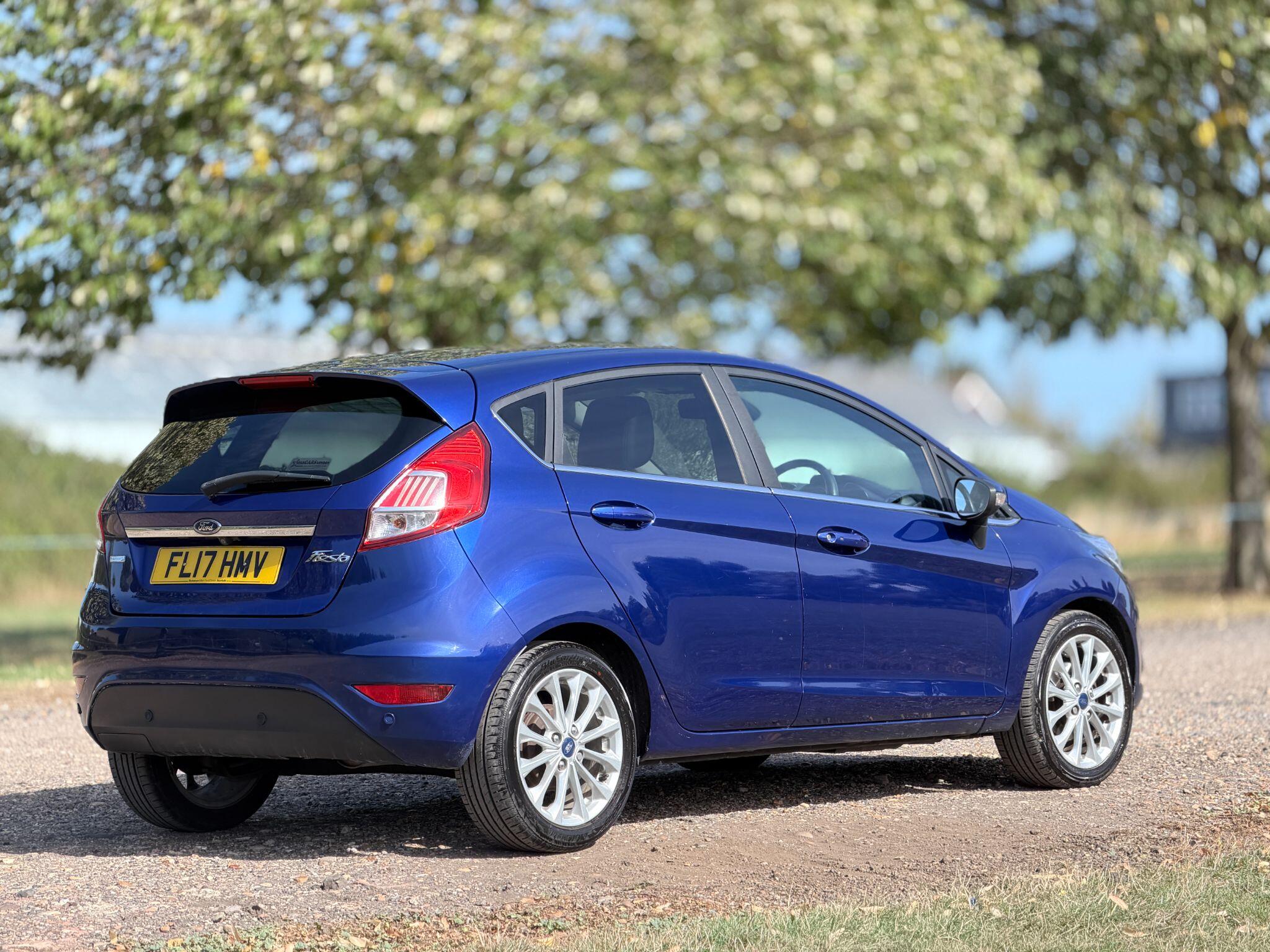 Ford Fiesta view 7