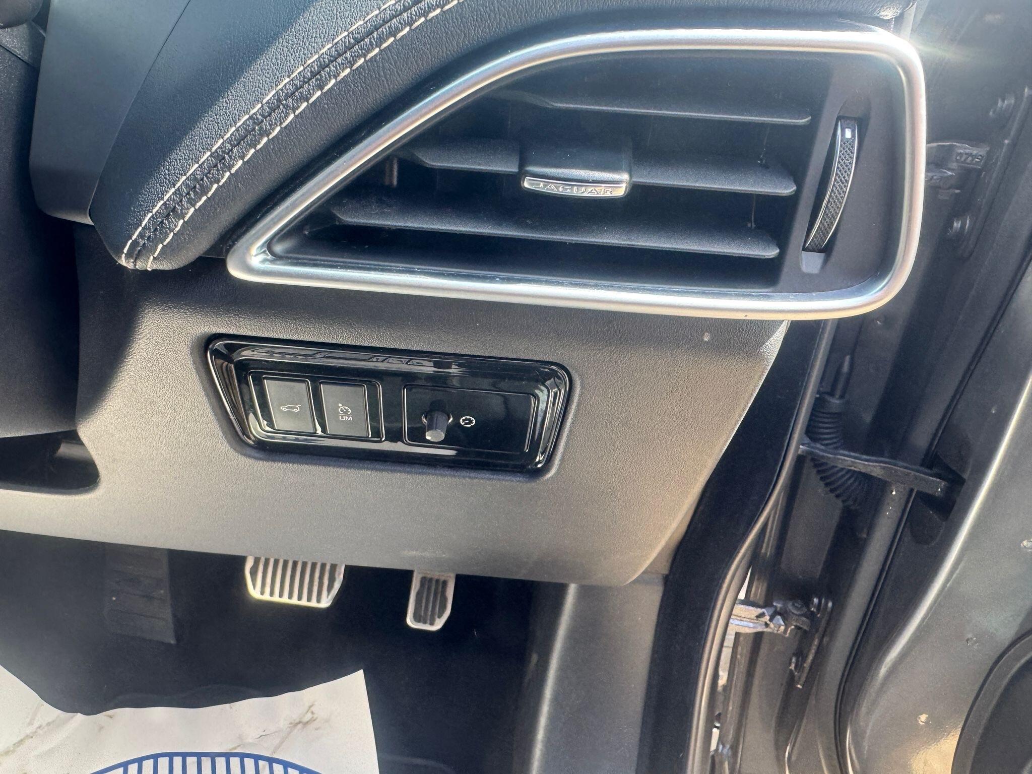 Jaguar F-Pace view 26