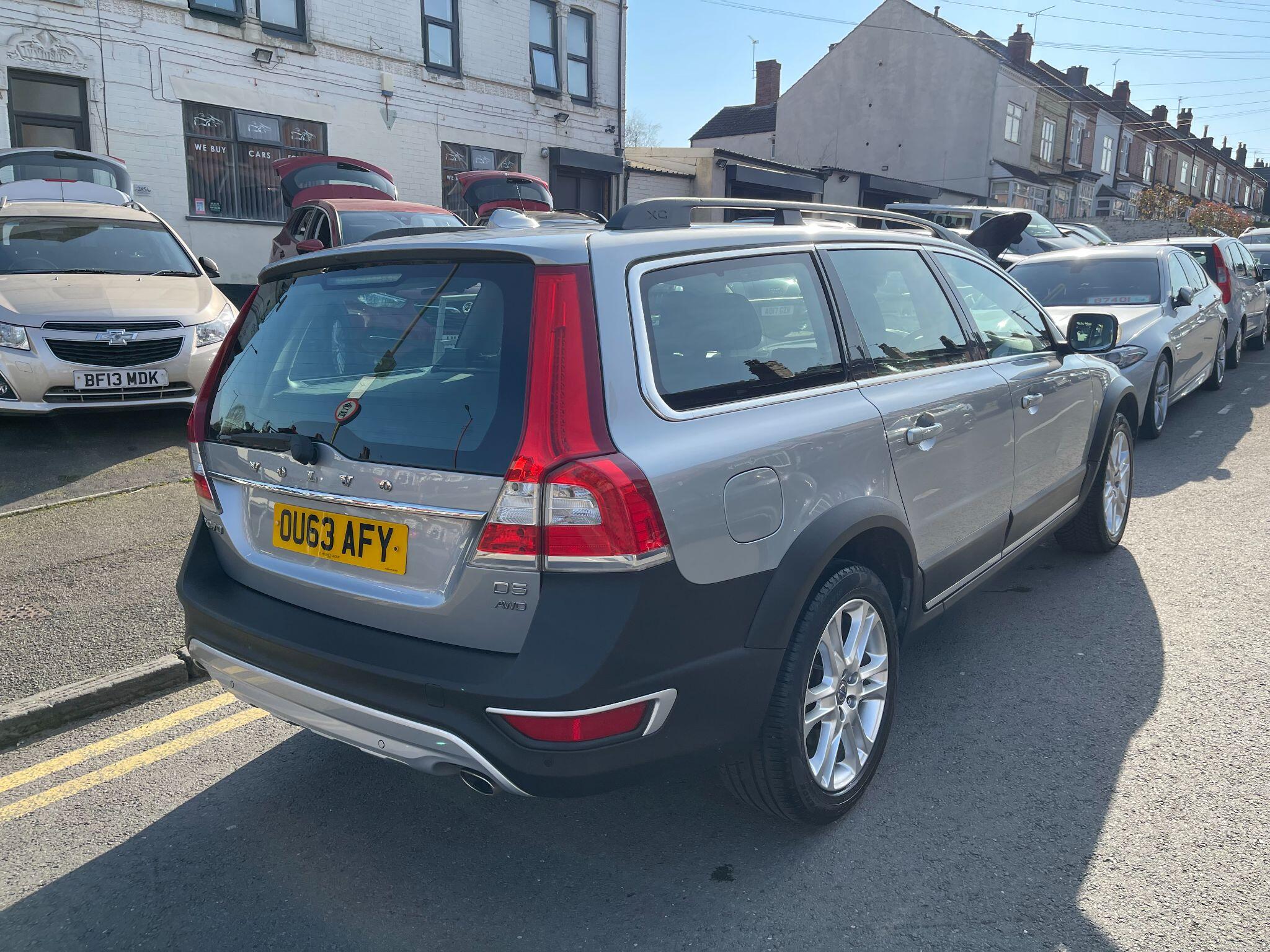 Volvo XC70 view 12