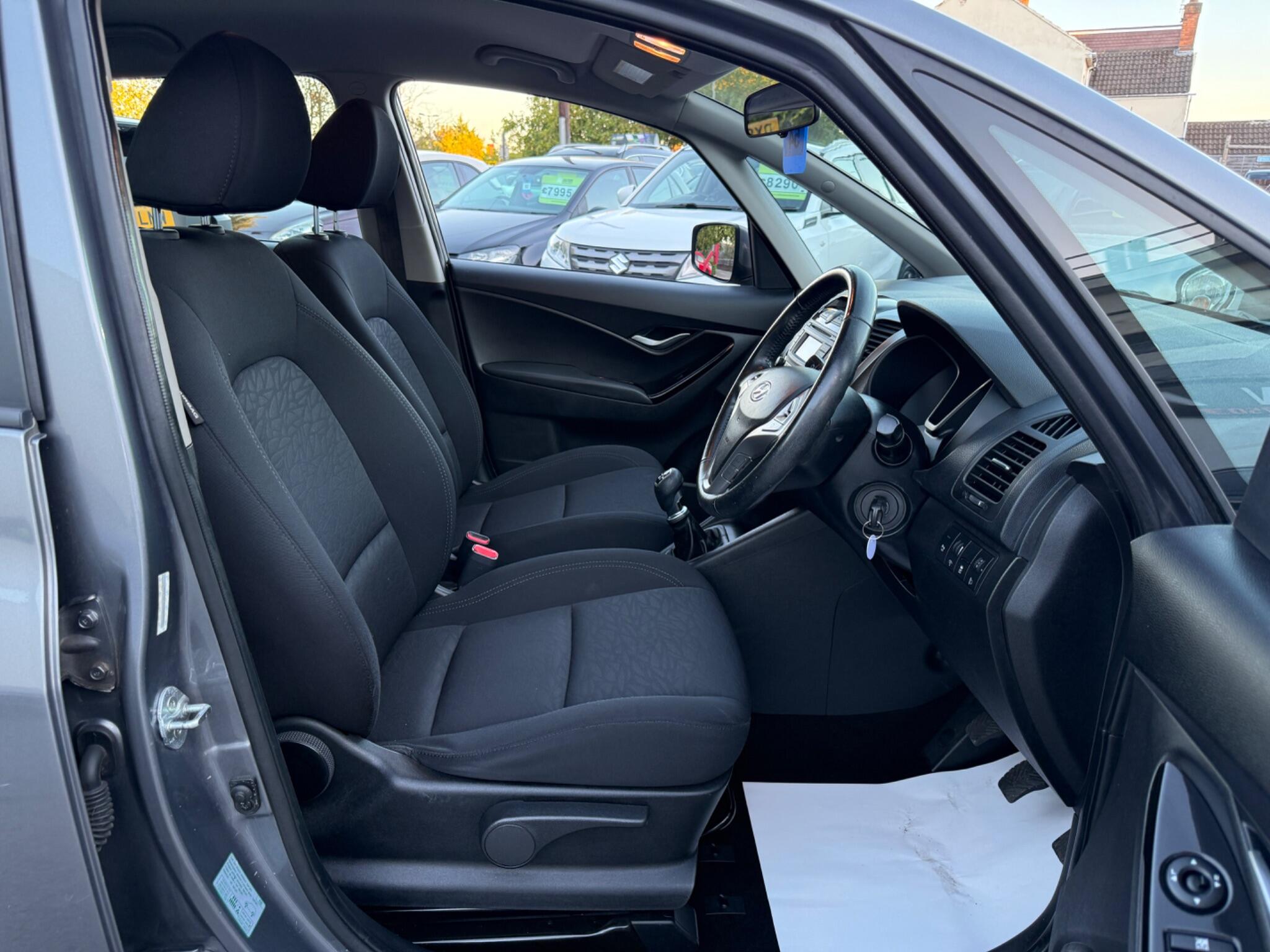 Hyundai ix20 - Image 27