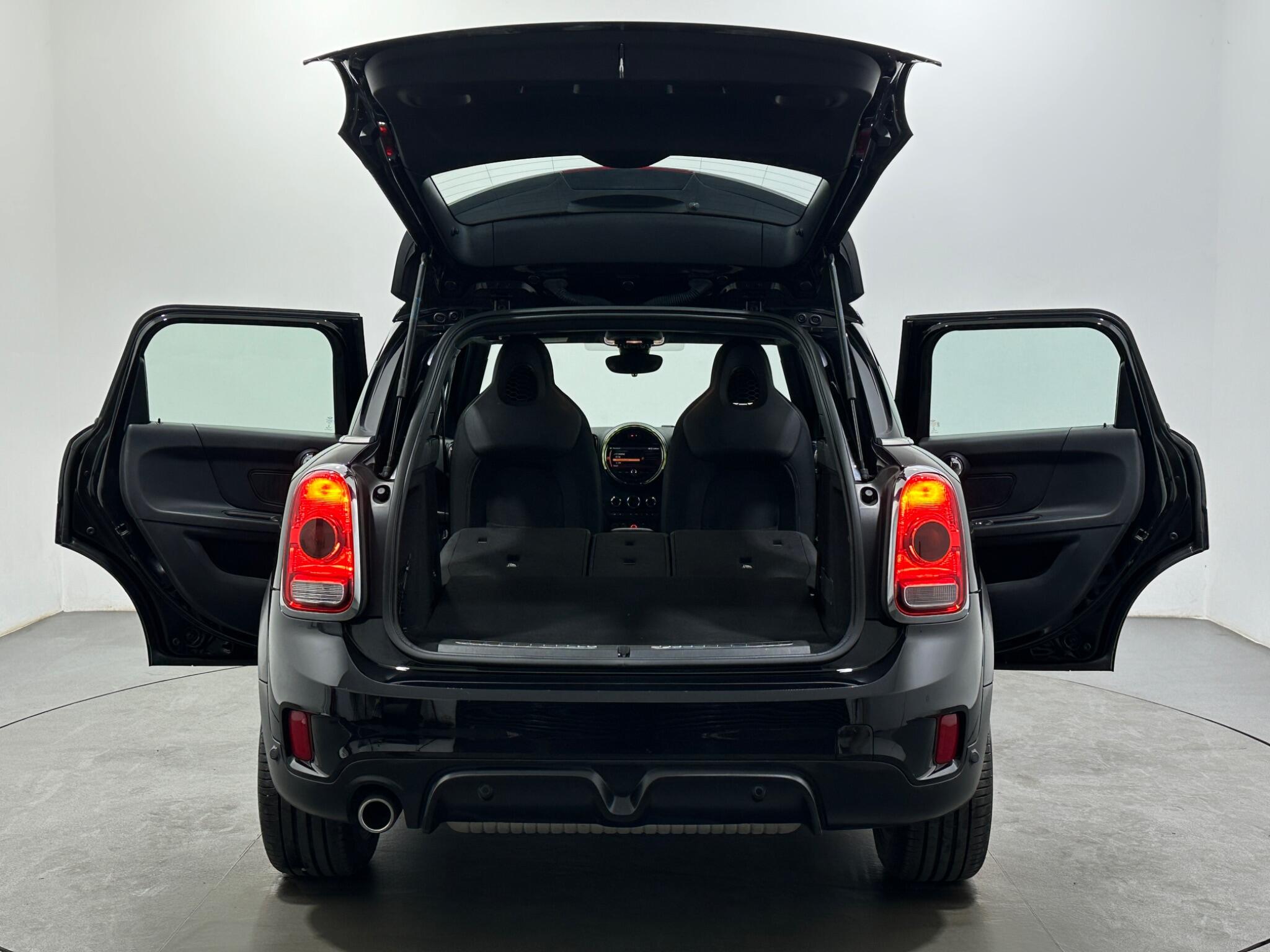 Mini Countryman view 42