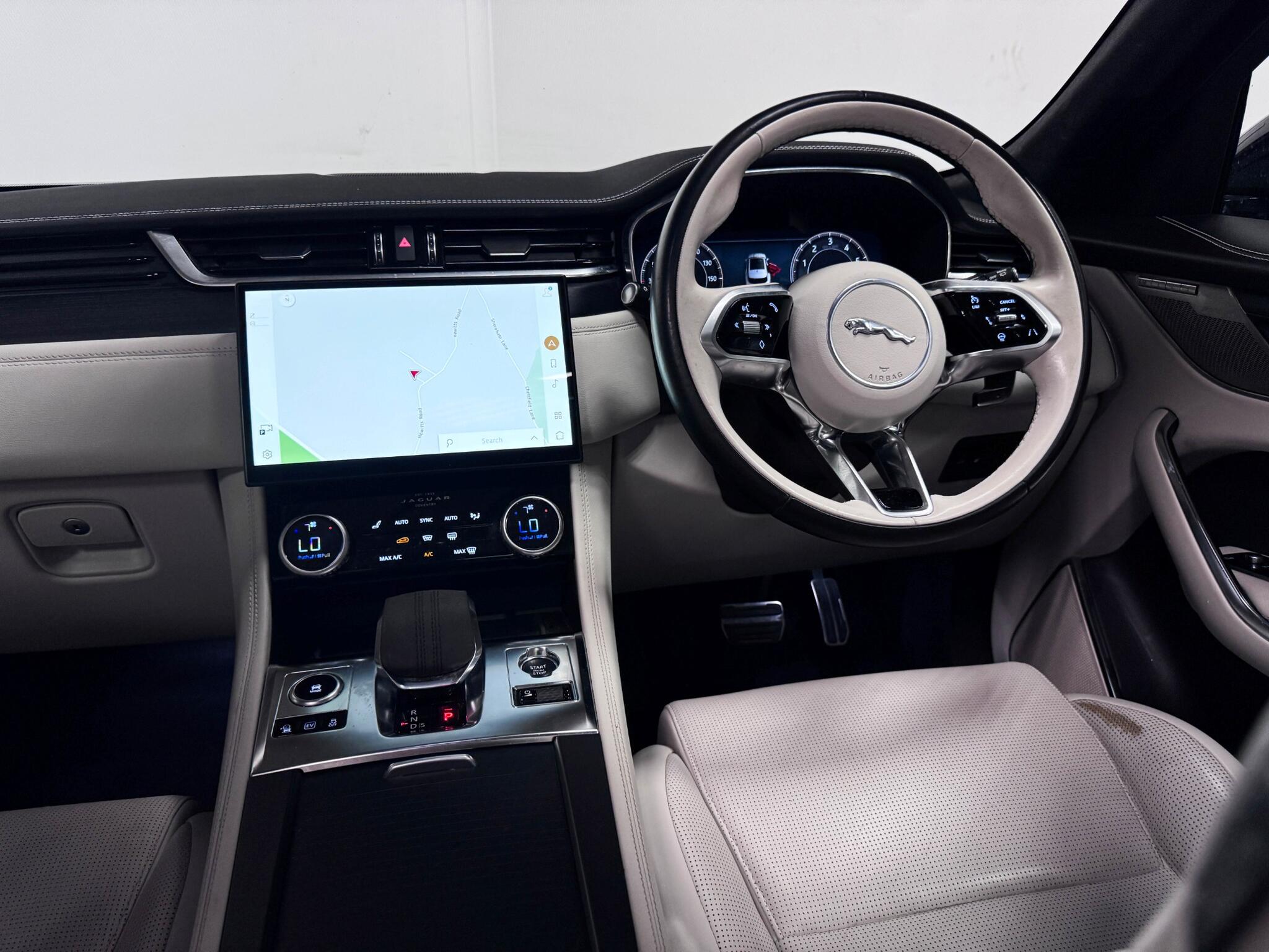 Jaguar F-Pace view 28