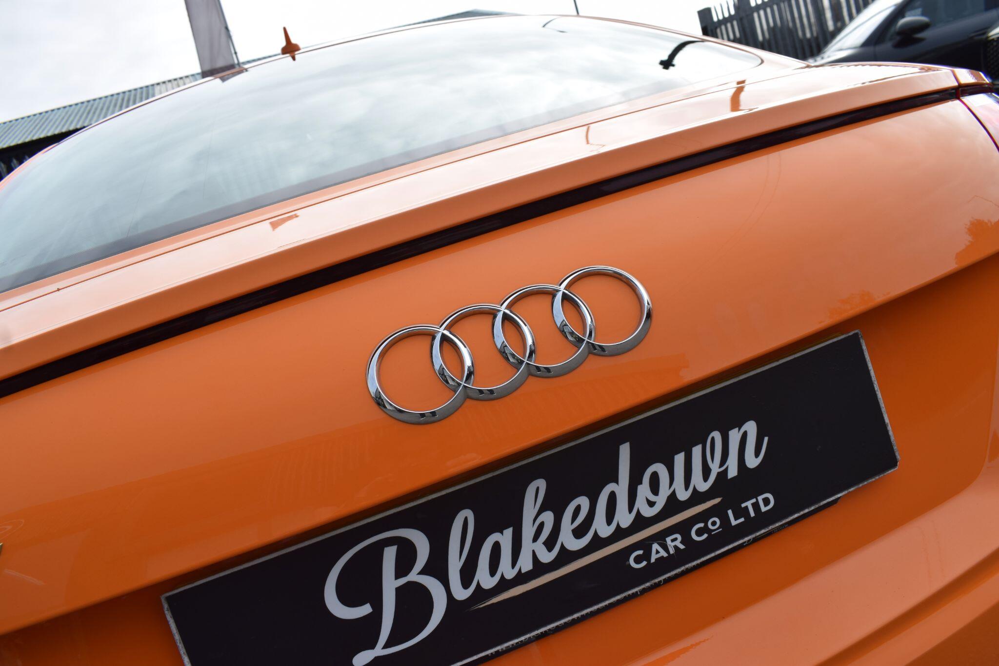Audi TT view 49