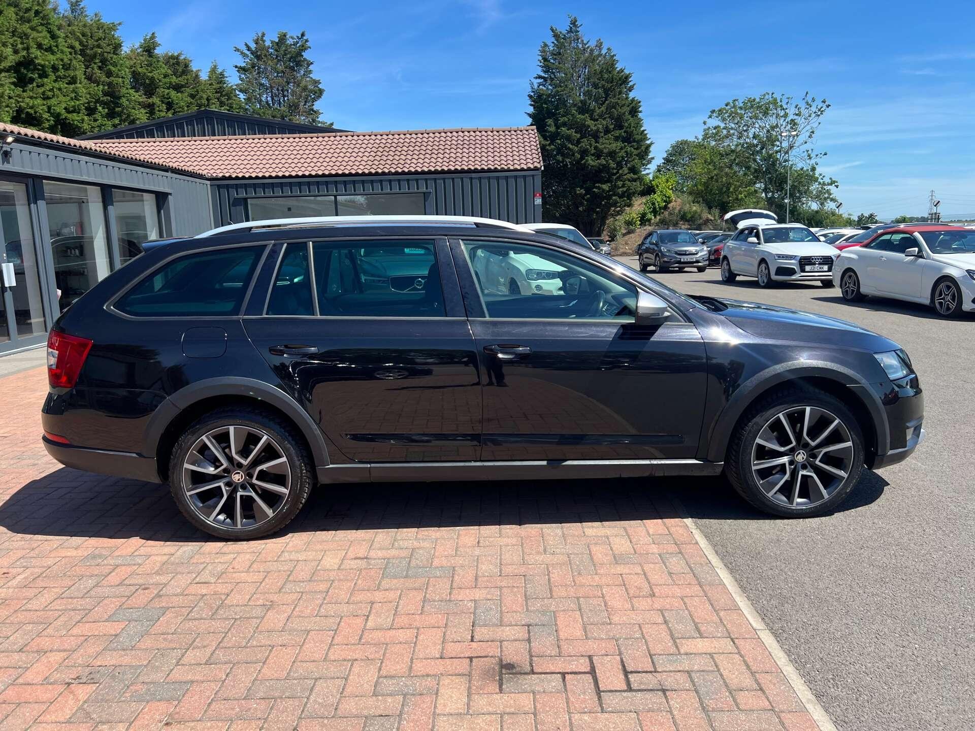 Skoda Octavia view 6