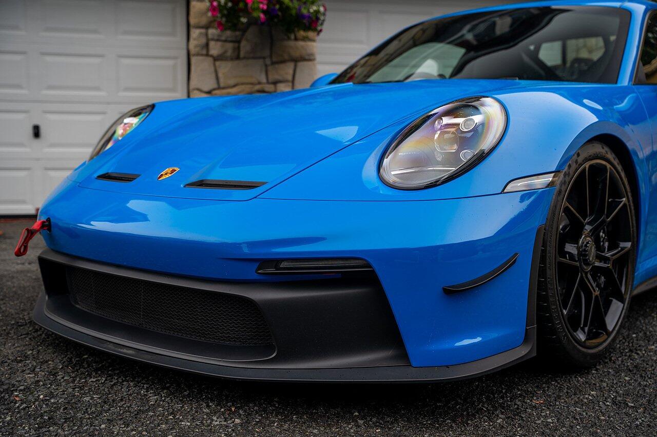 Porsche 911 view 41