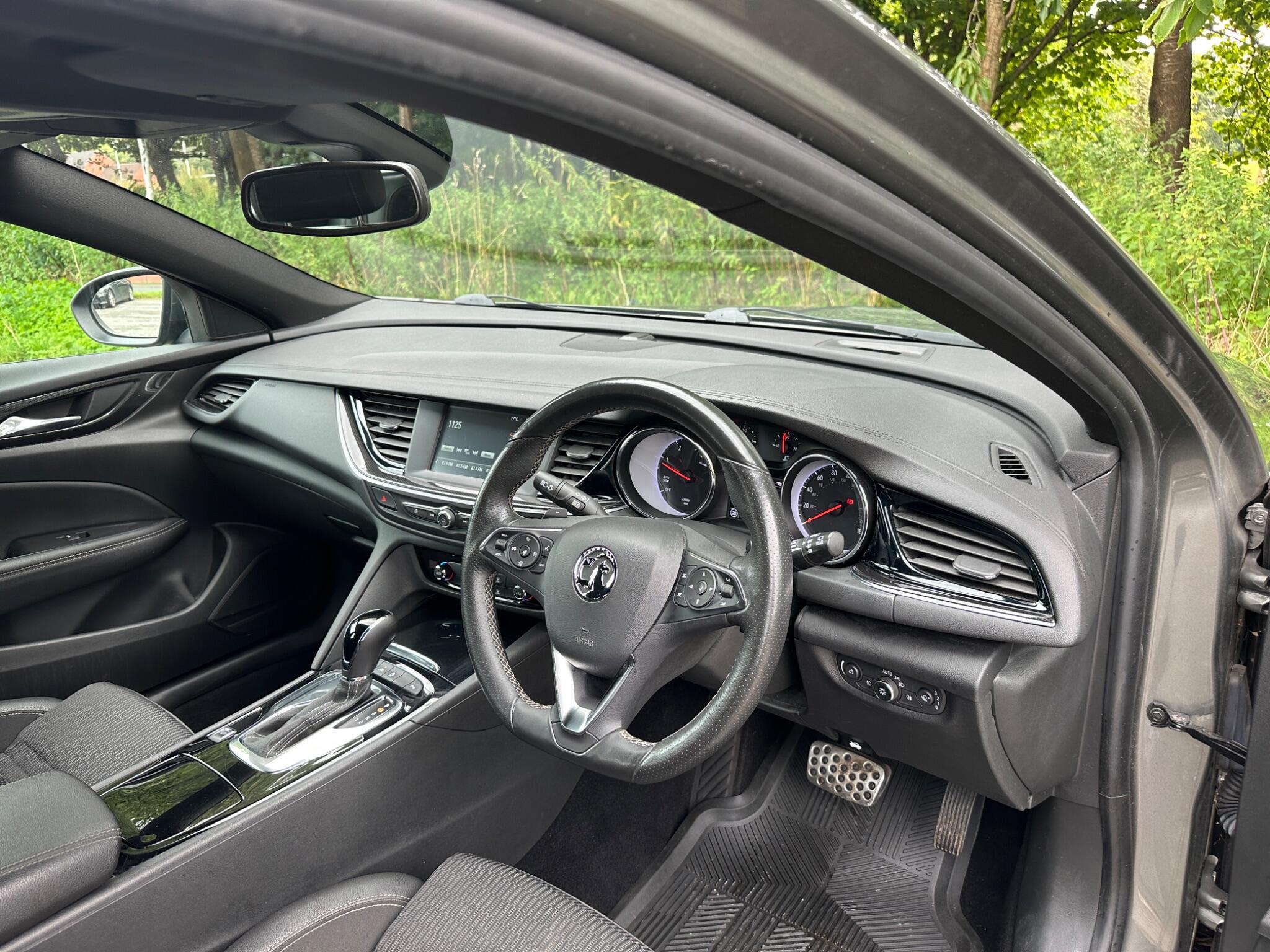 Vauxhall Insignia view 14