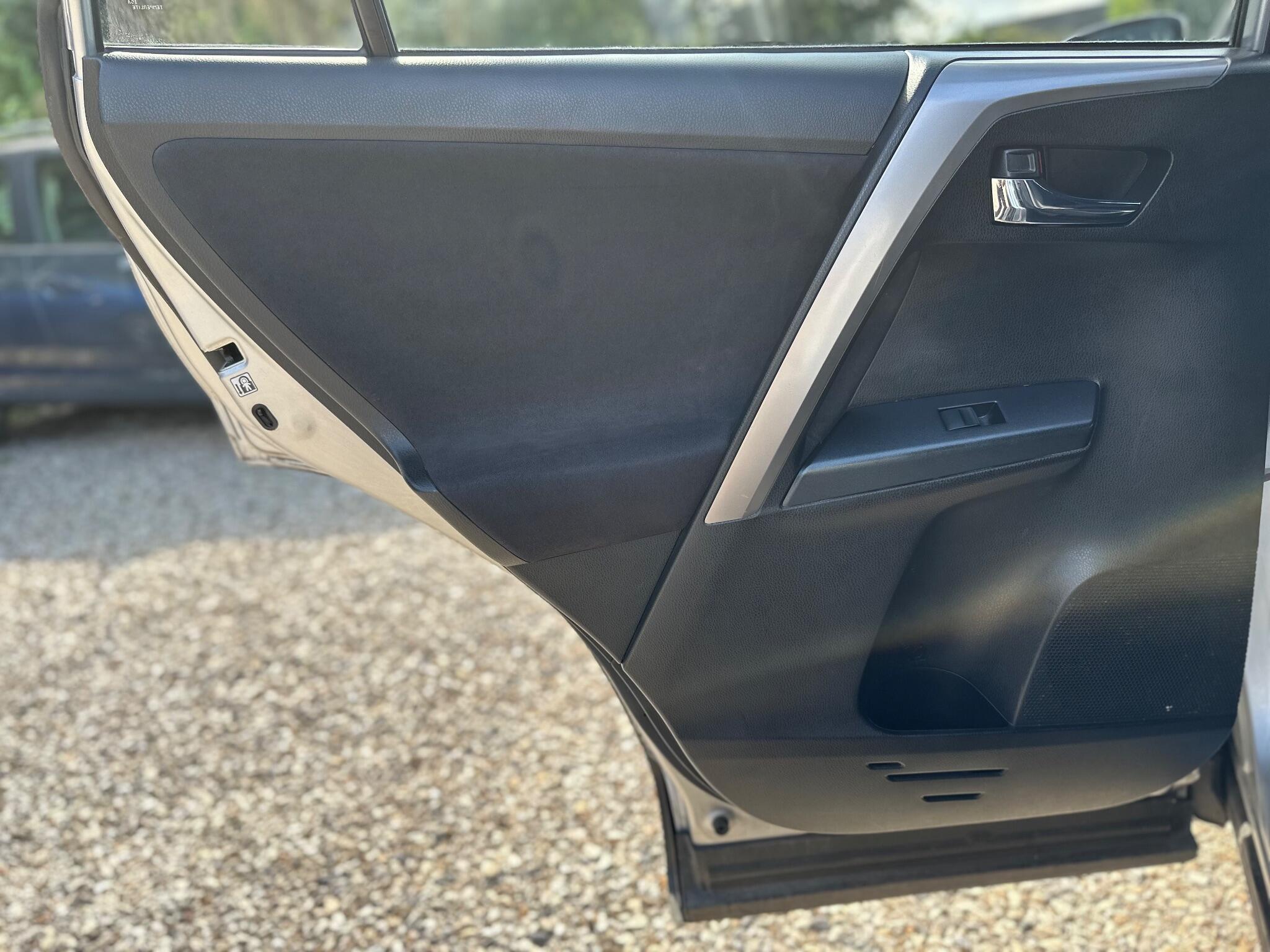 Toyota Rav4 view 58
