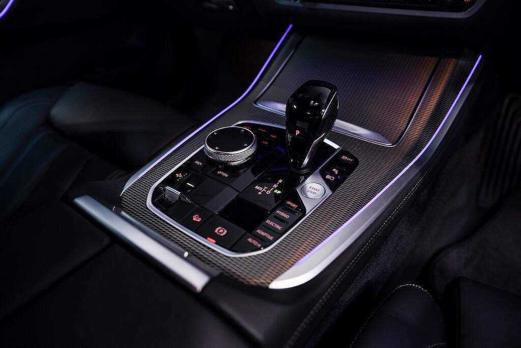 BMW X5 view 18