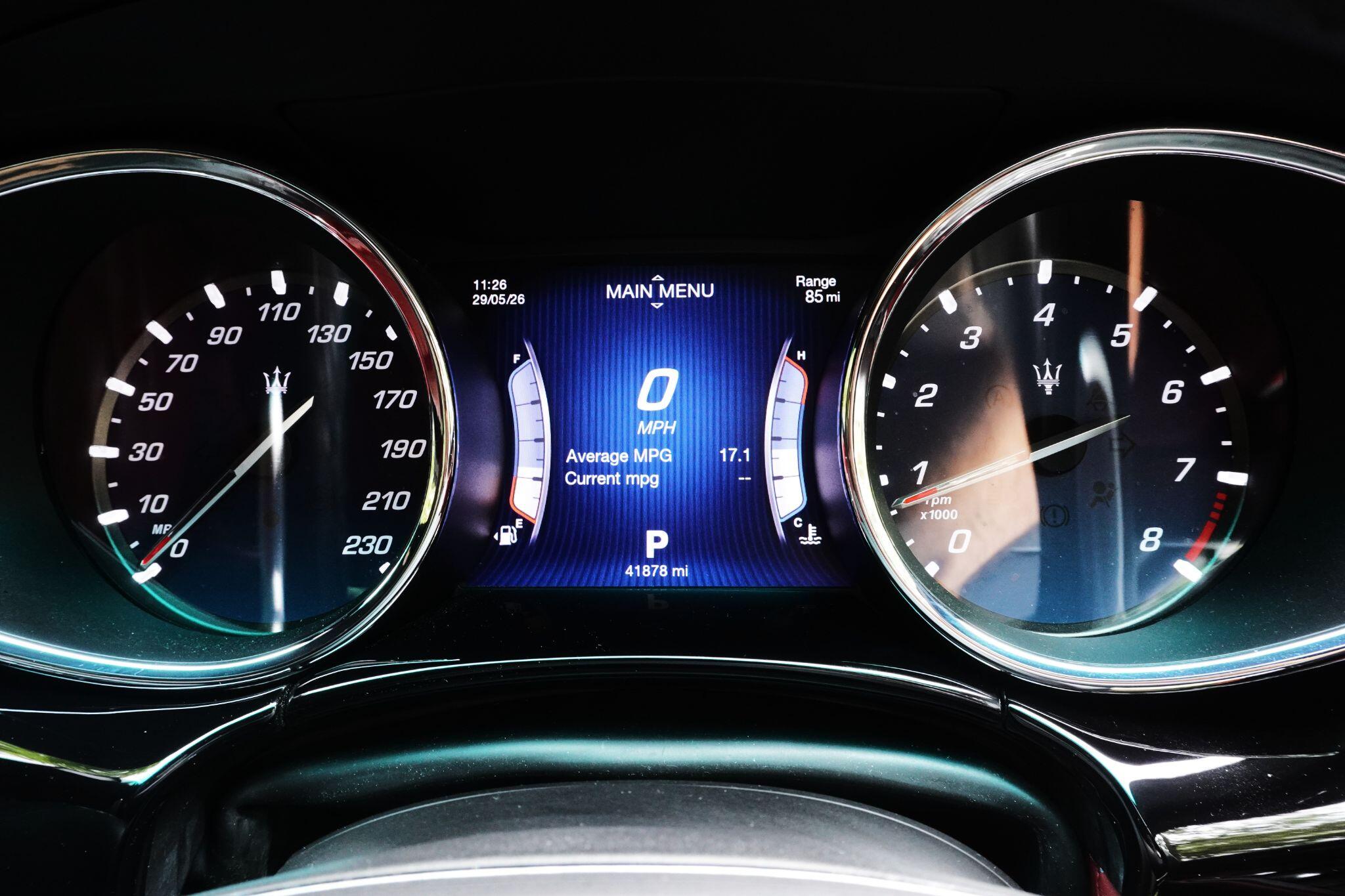 Maserati Quattroporte view 43