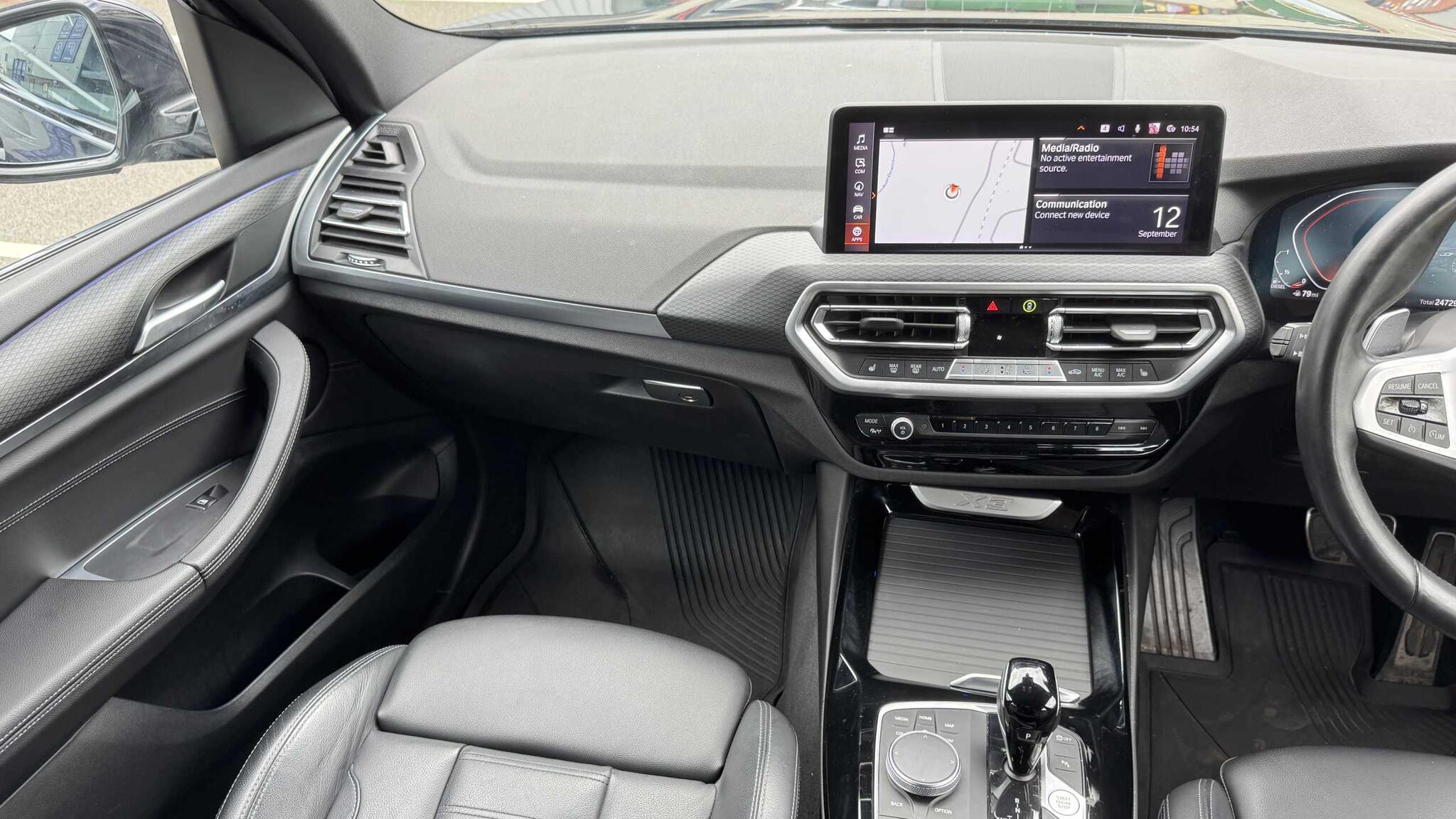 BMW X3 view 7