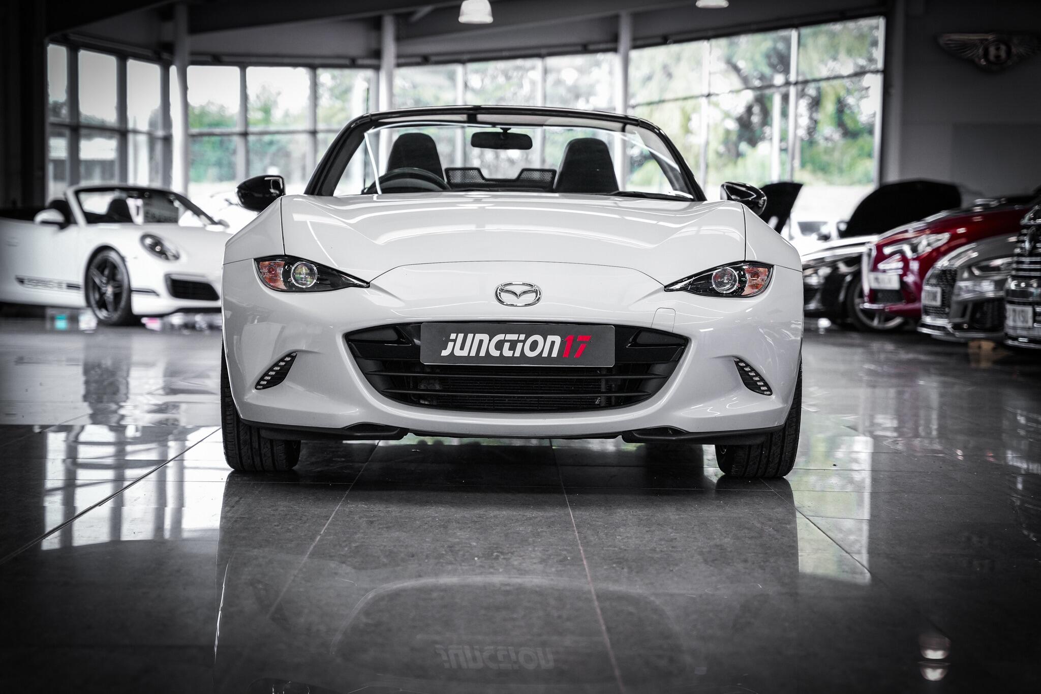Mazda MX-5 view 12