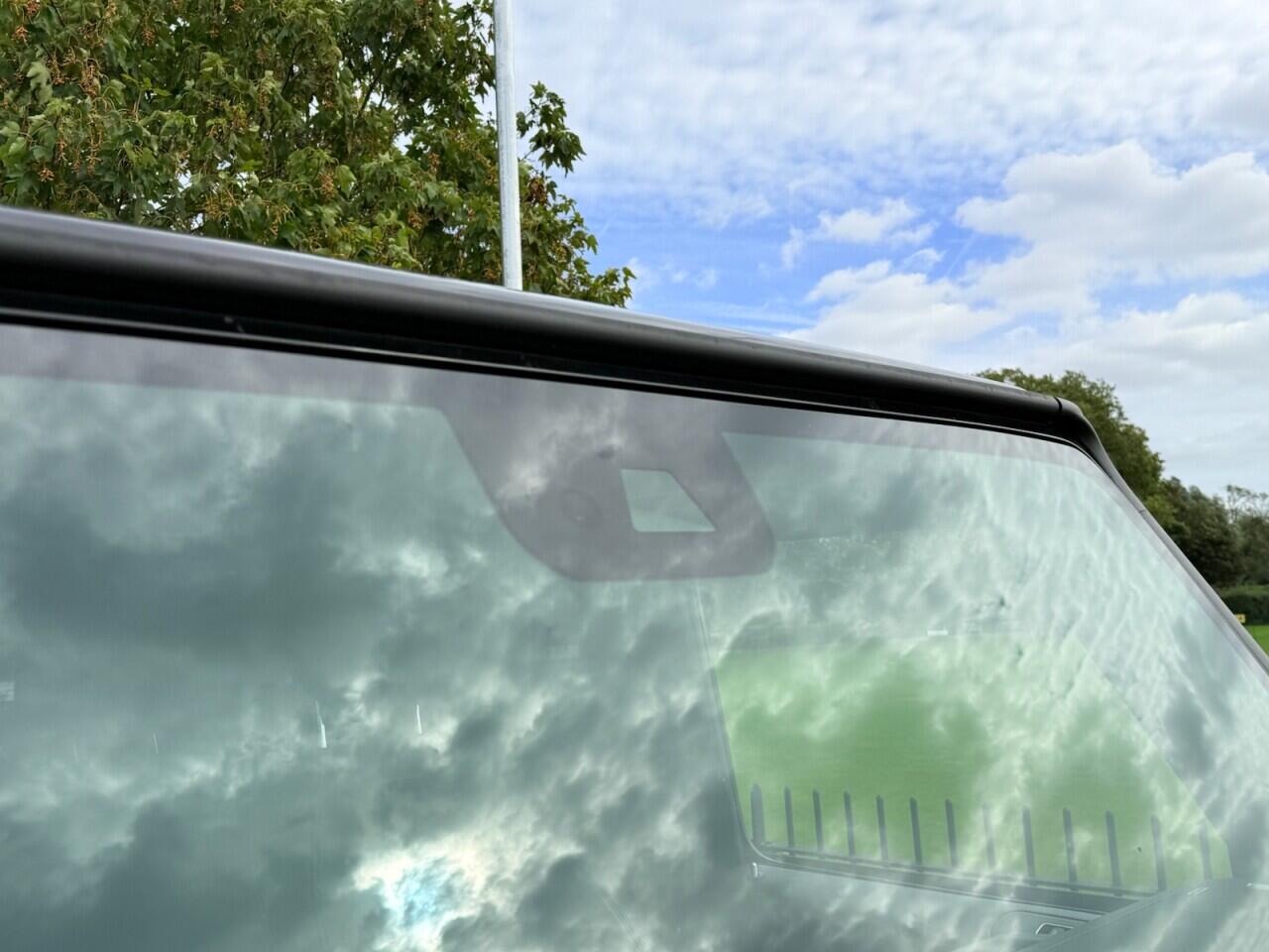 Mercedes-Benz G-Class view 41