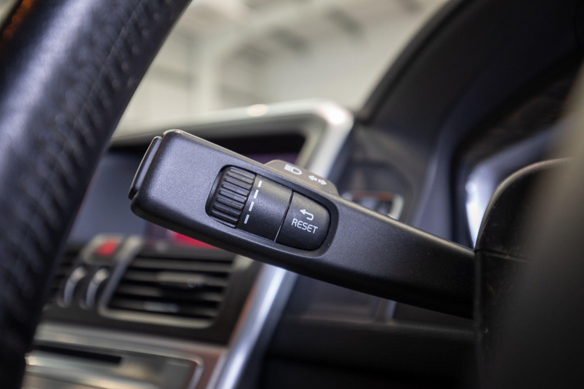 Volvo XC60 view 19
