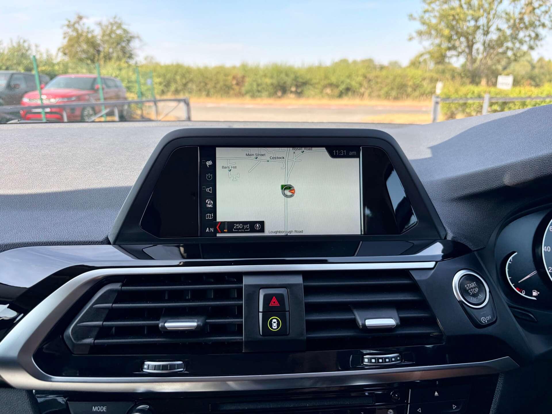 BMW X3 view 59