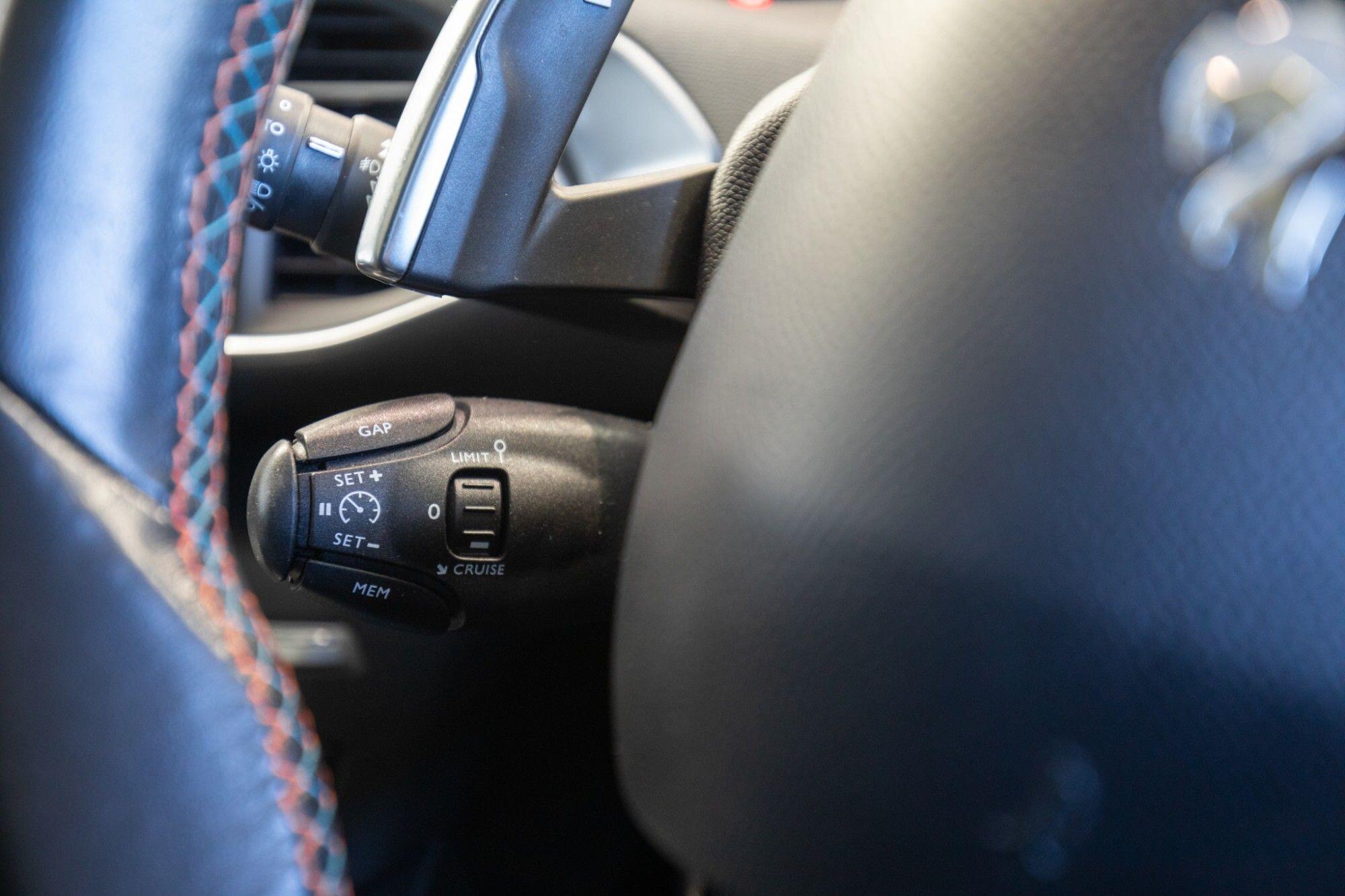 Peugeot 308 view 31