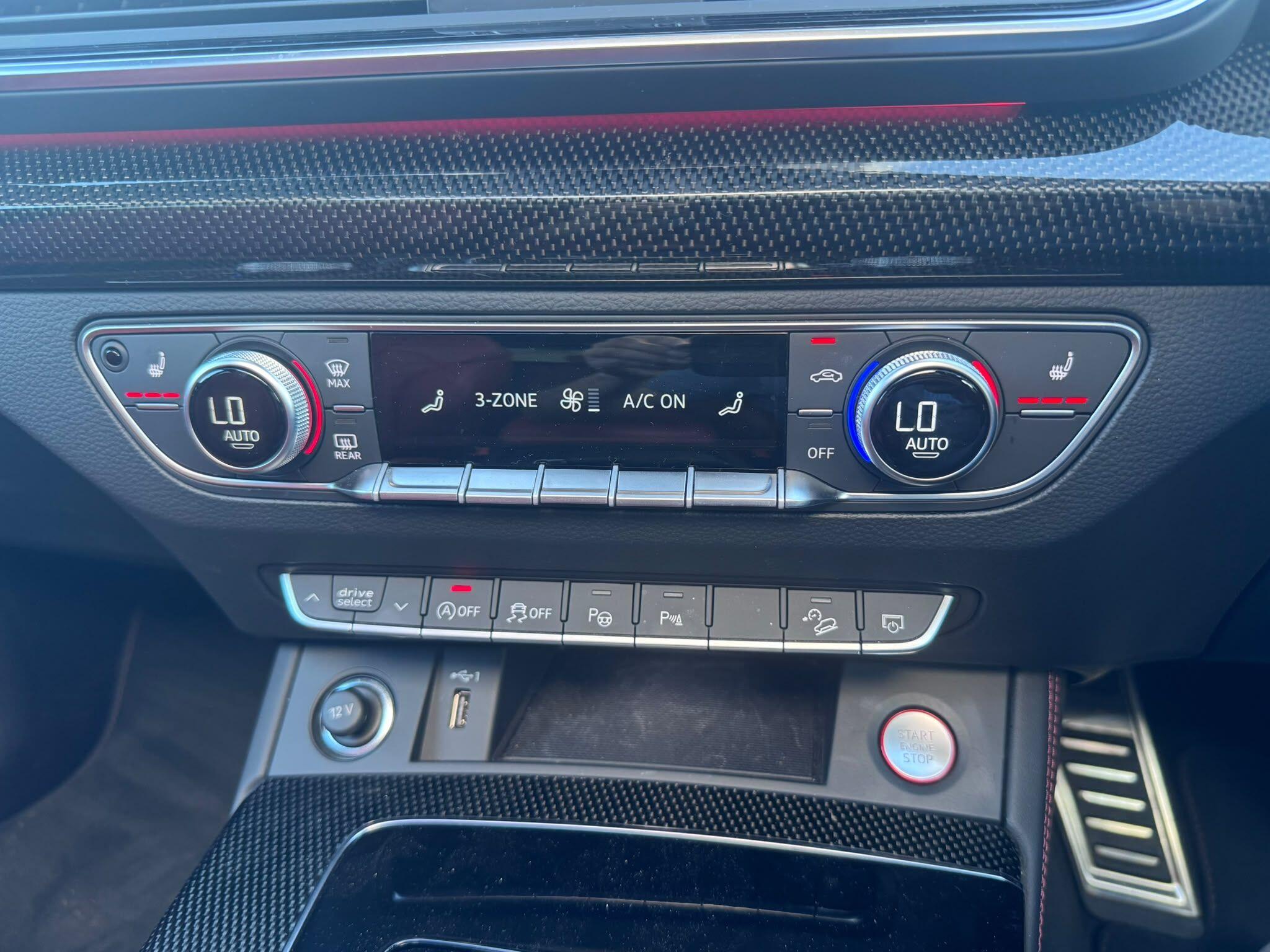 Audi SQ5 view 51
