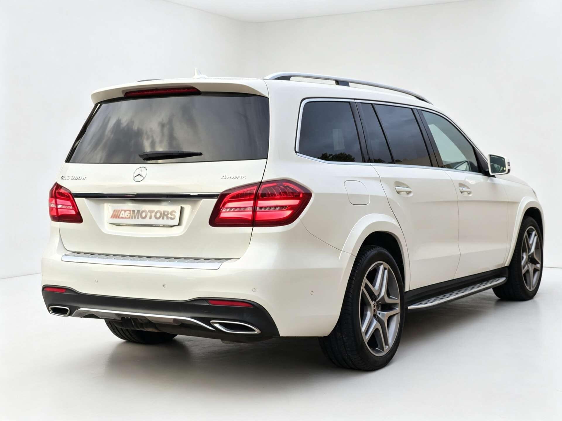 Mercedes-Benz GLS view 13