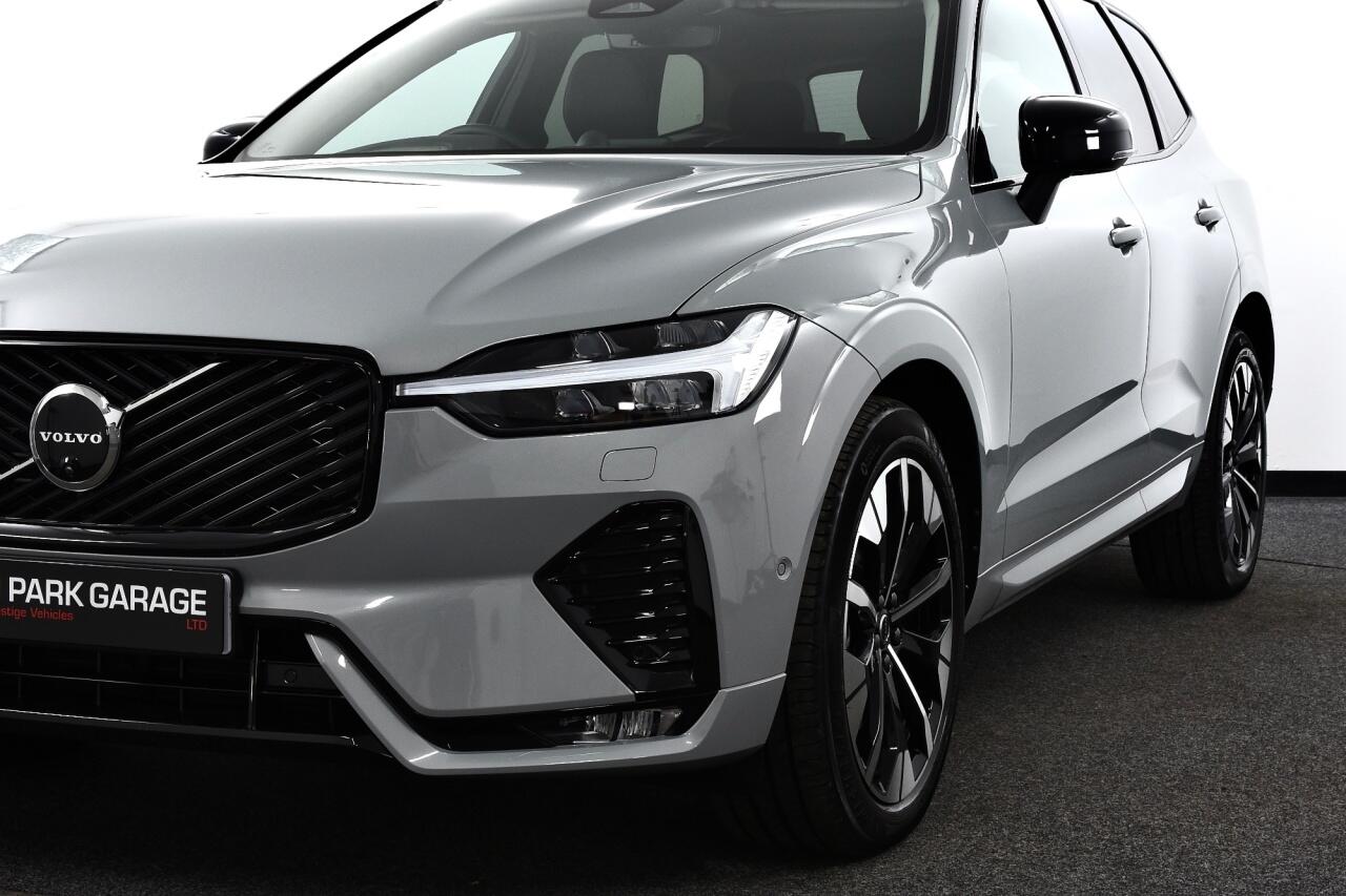Volvo XC60 view 11