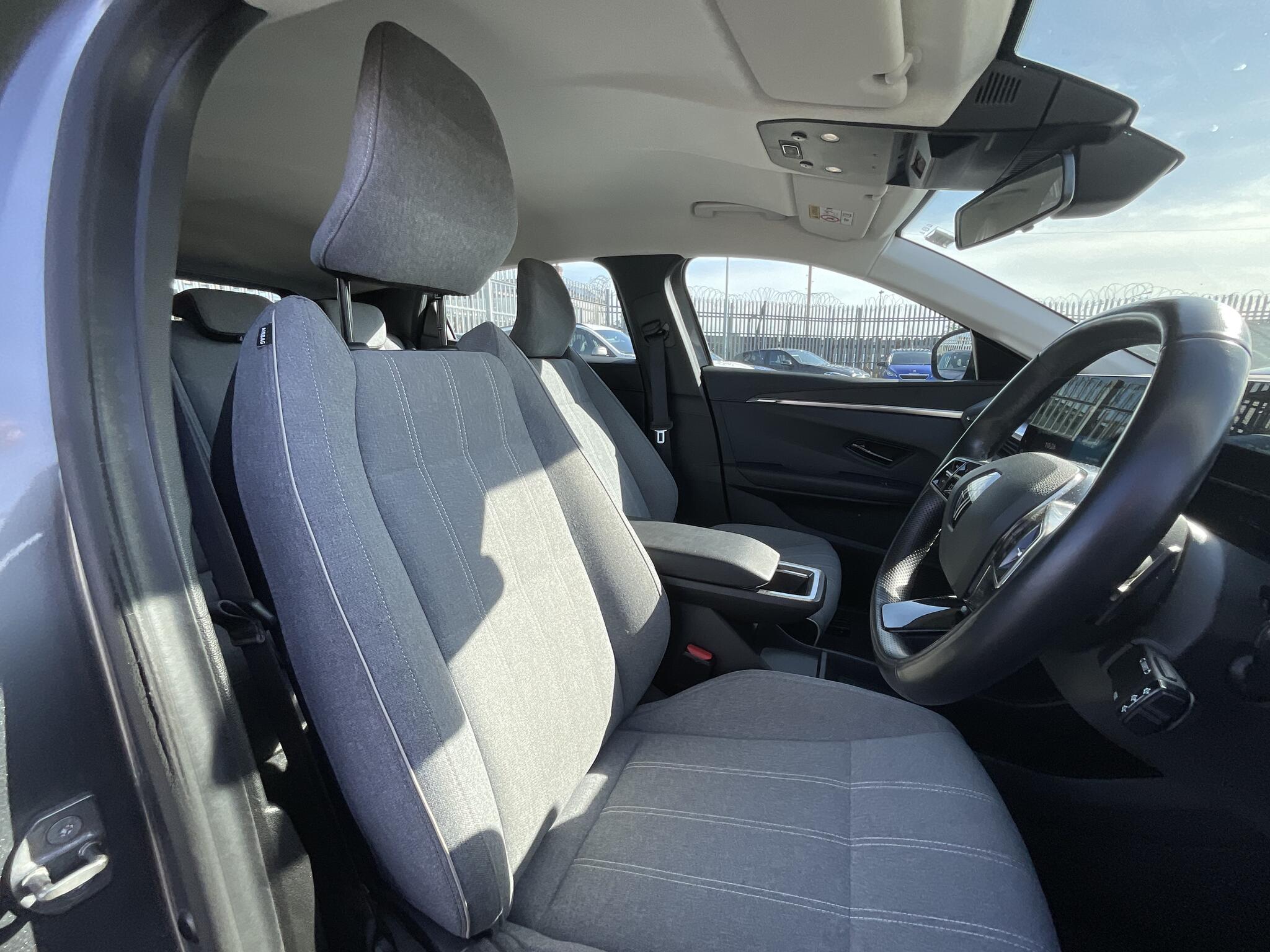 Renault Megane E-Tech view 8