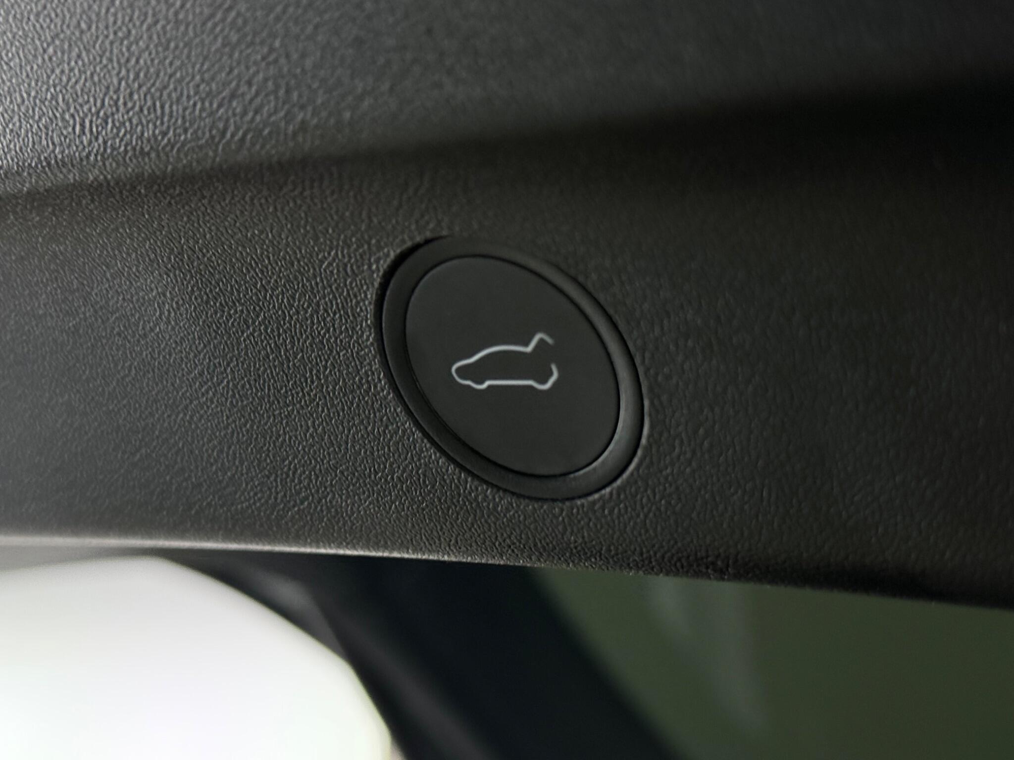 Tesla Model Y view 13