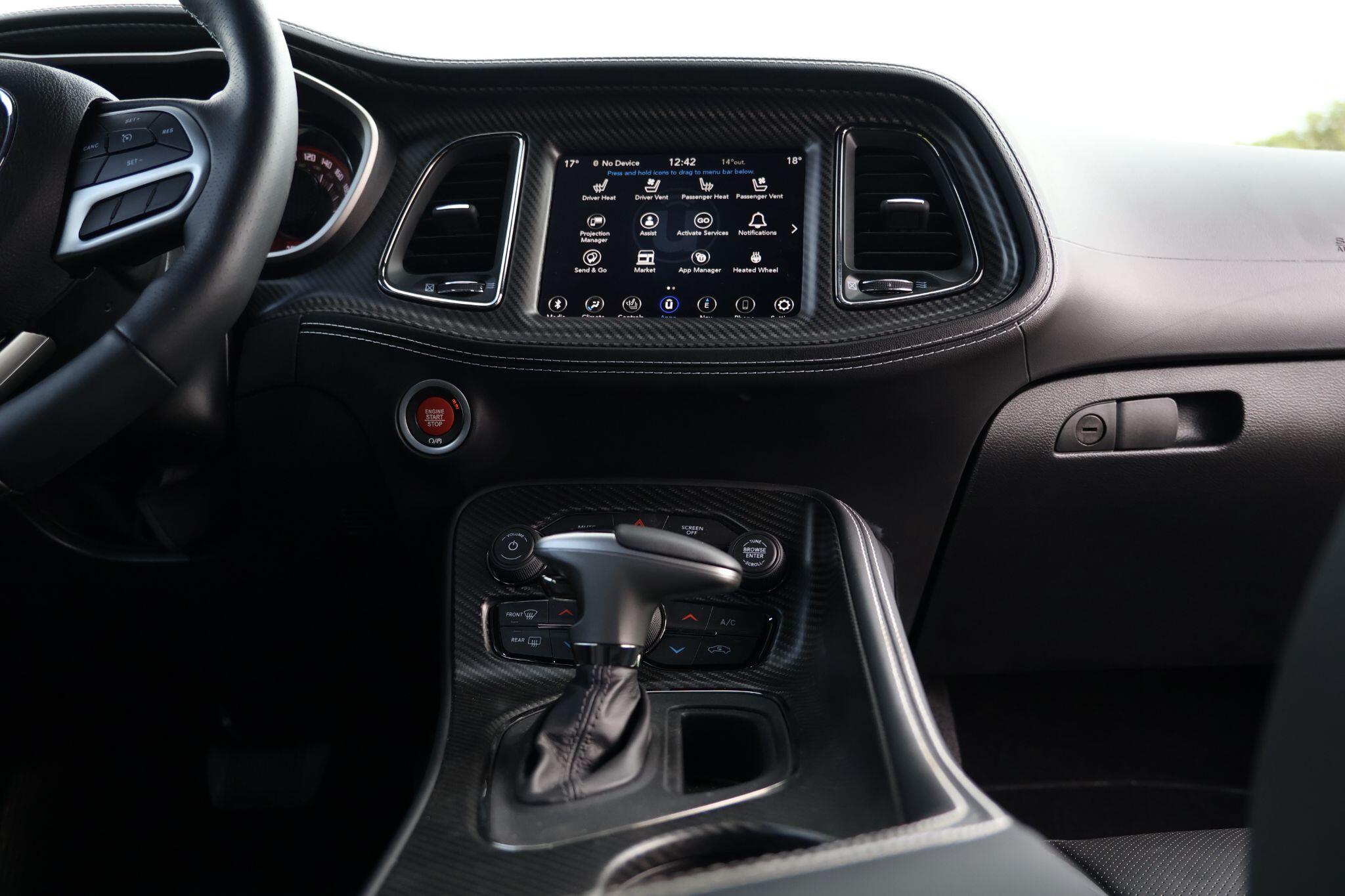 Dodge Challenger view 35
