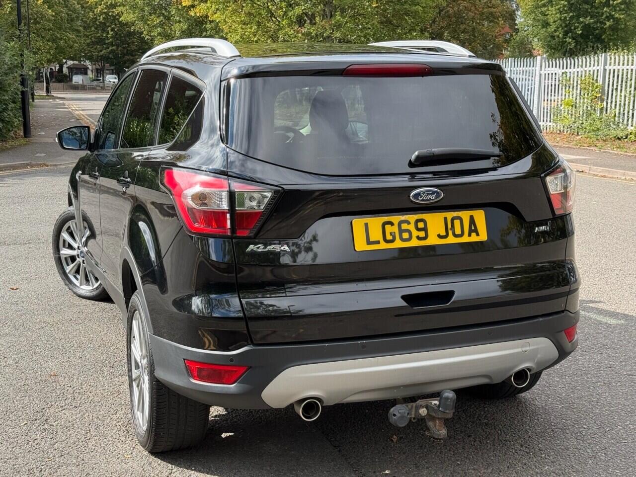 Ford Kuga view 5