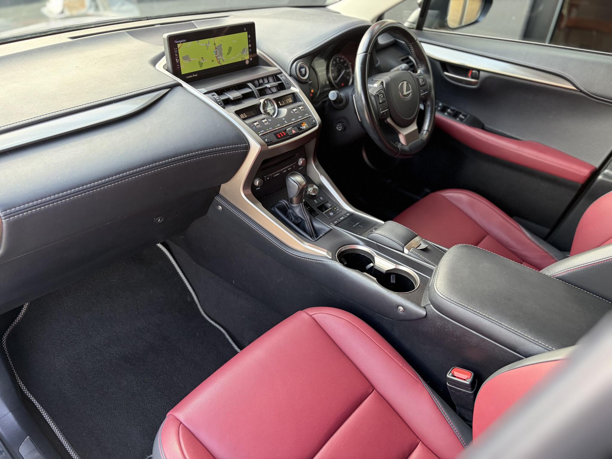 Lexus NX view 15