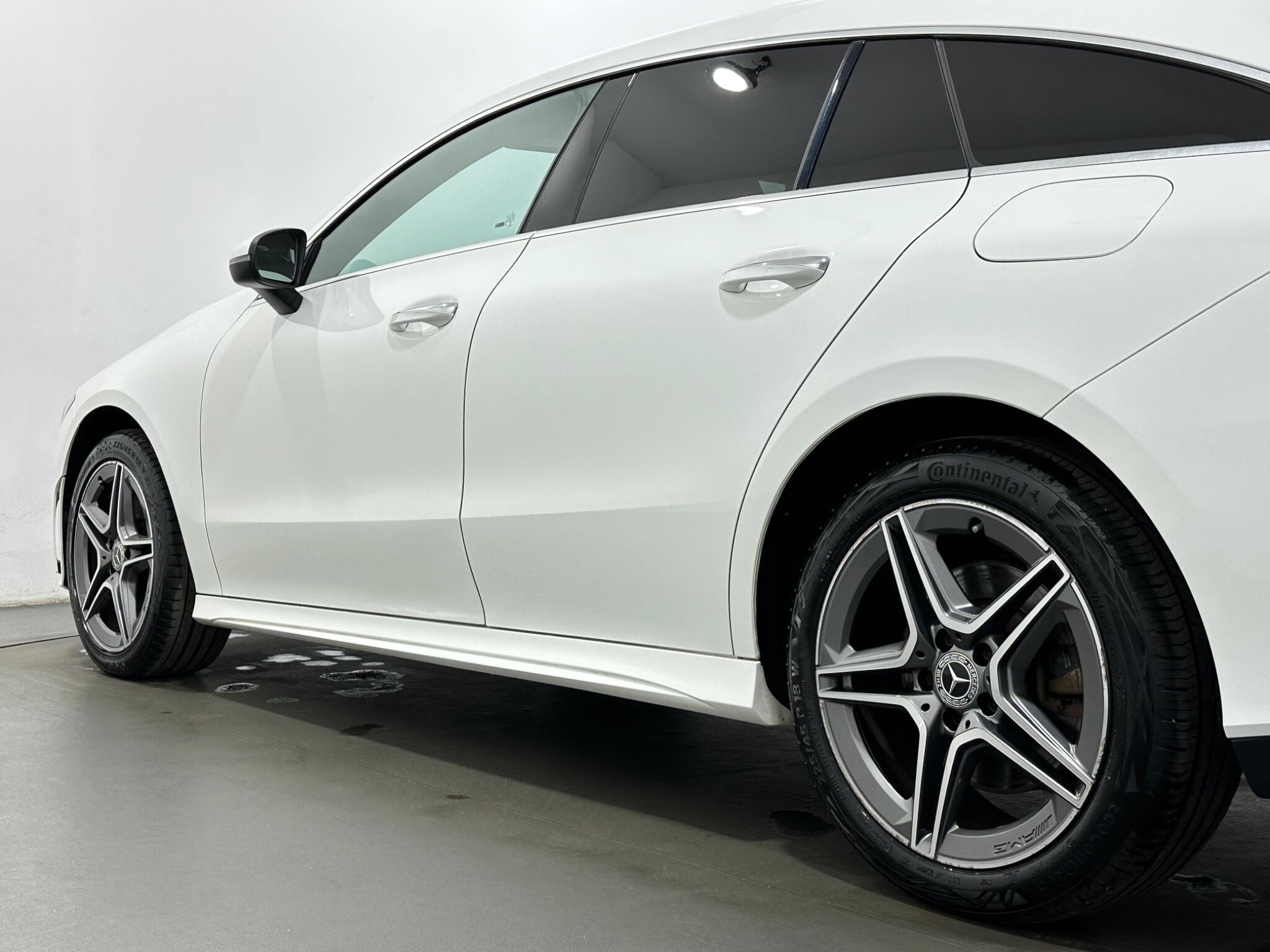 Mercedes-Benz Cla view 52