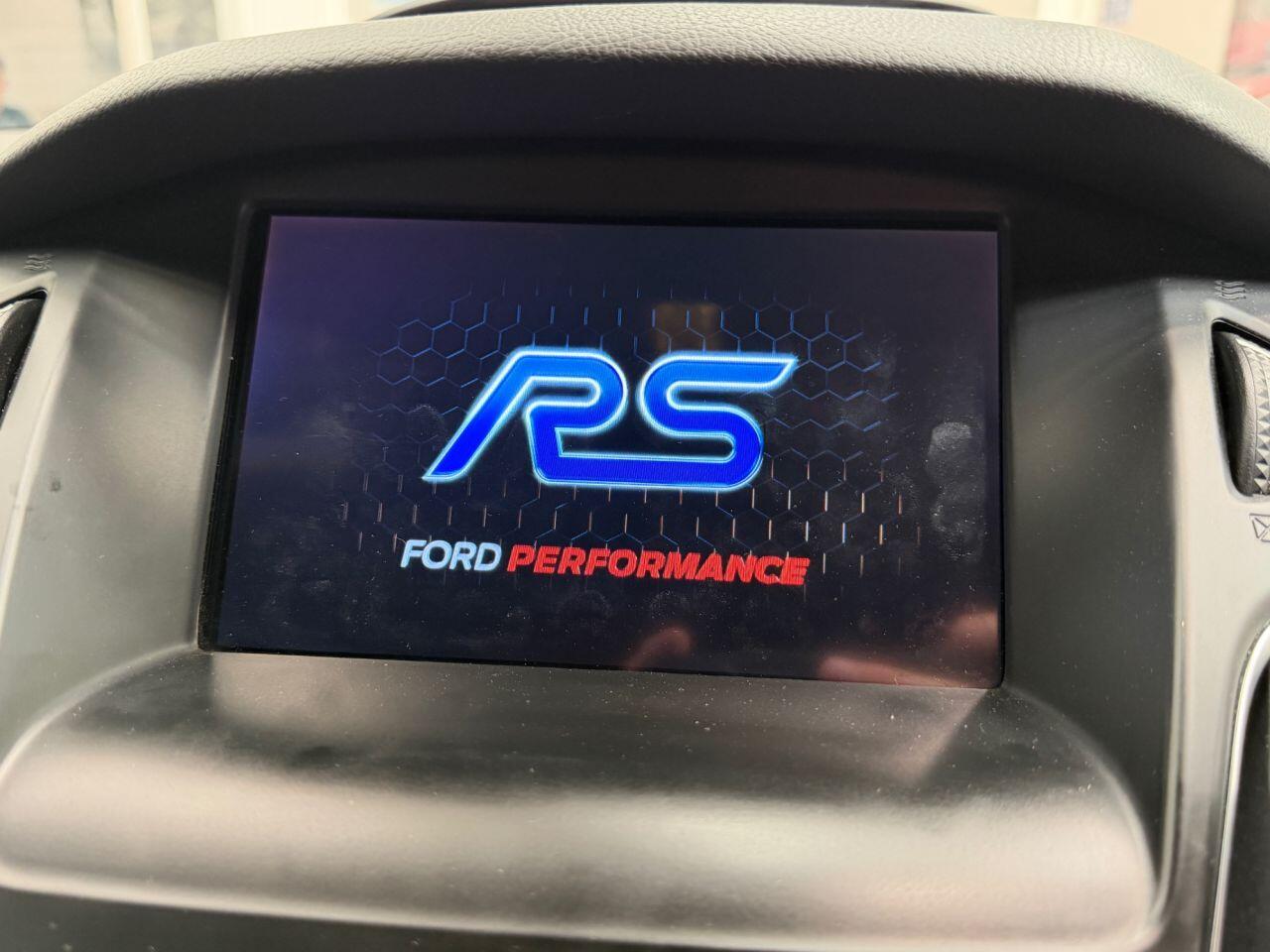 Ford Focus view 39