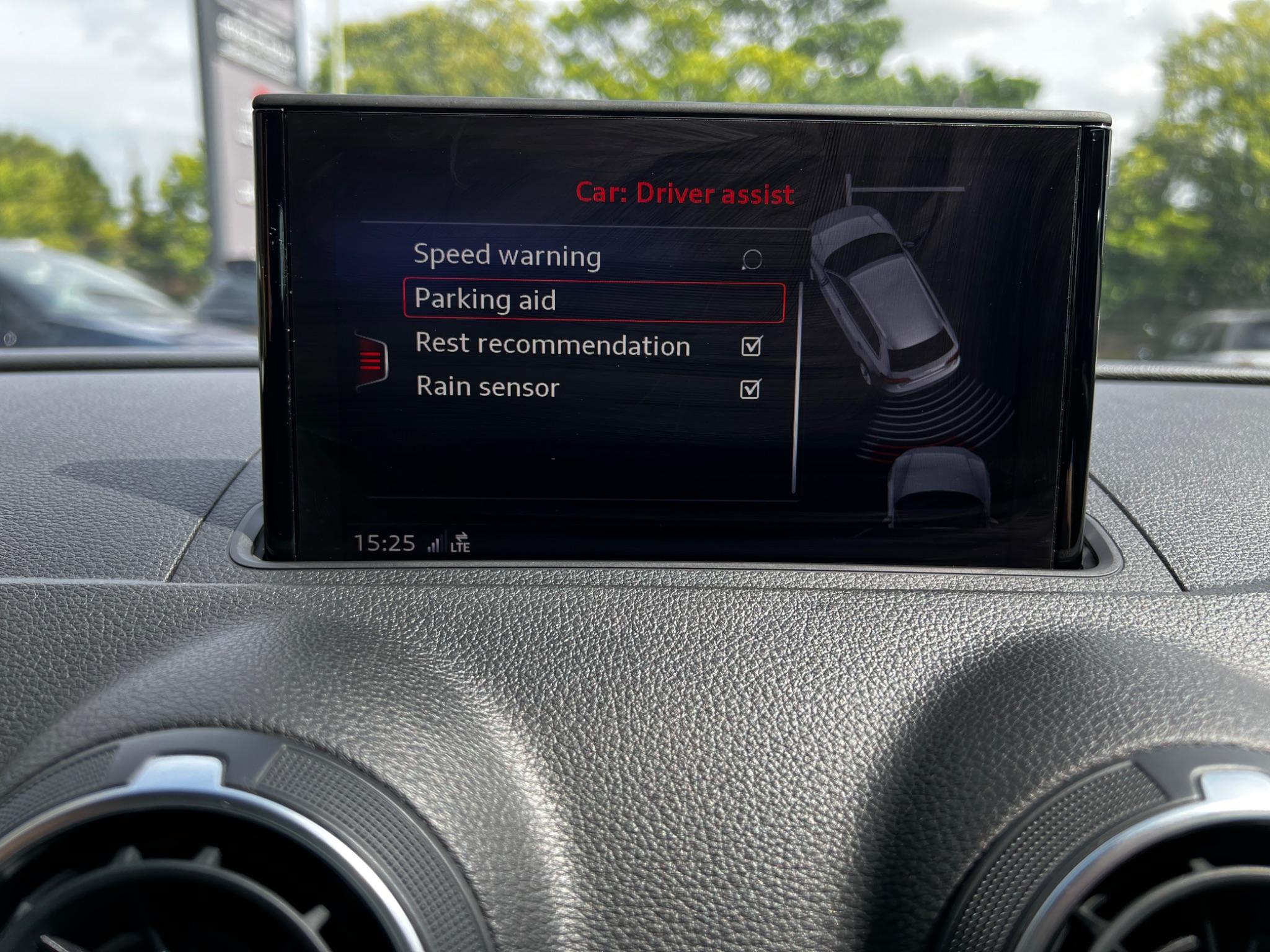2018 Audi A3 image 44