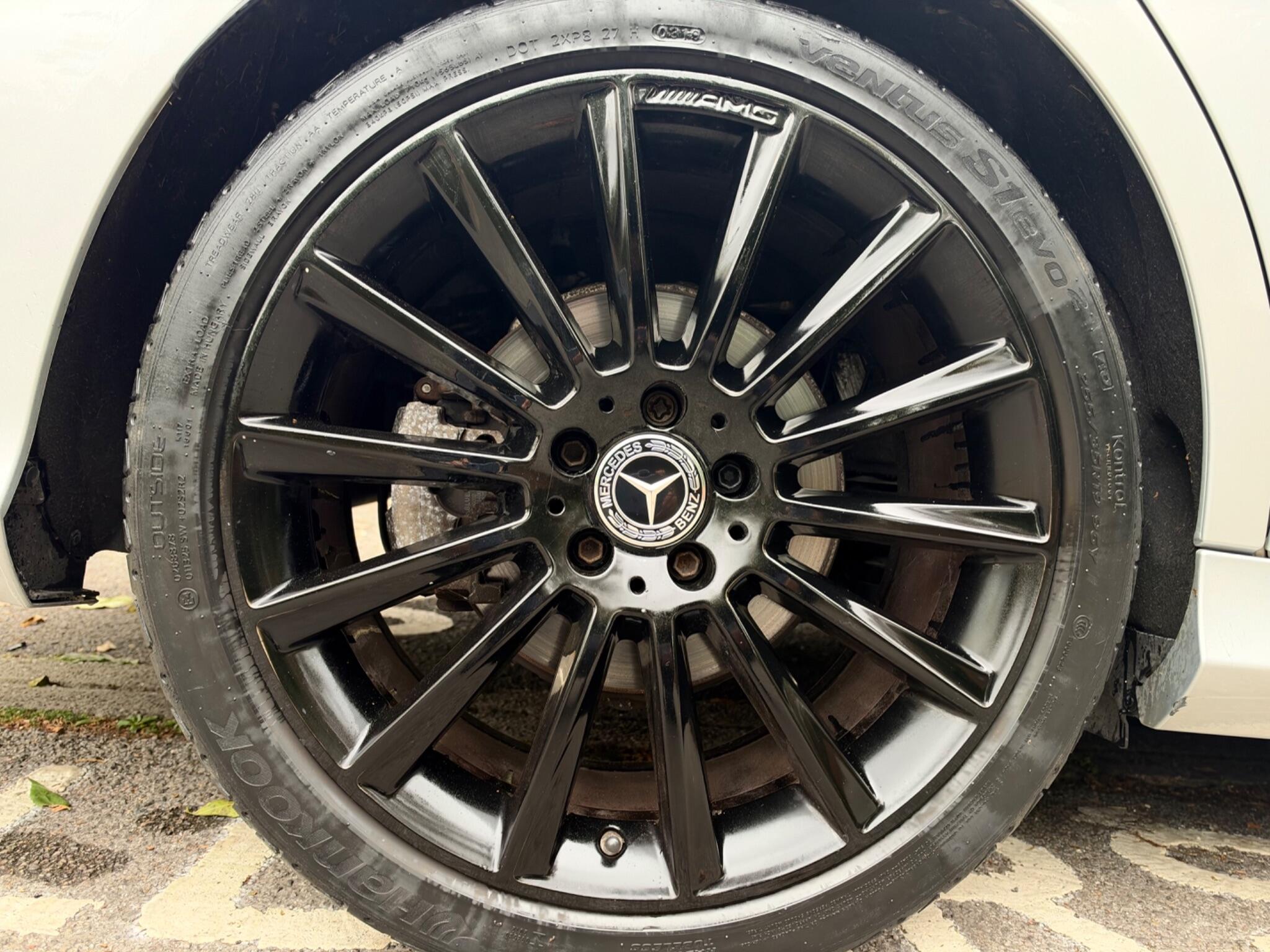 Mercedes-Benz C-Class view 18