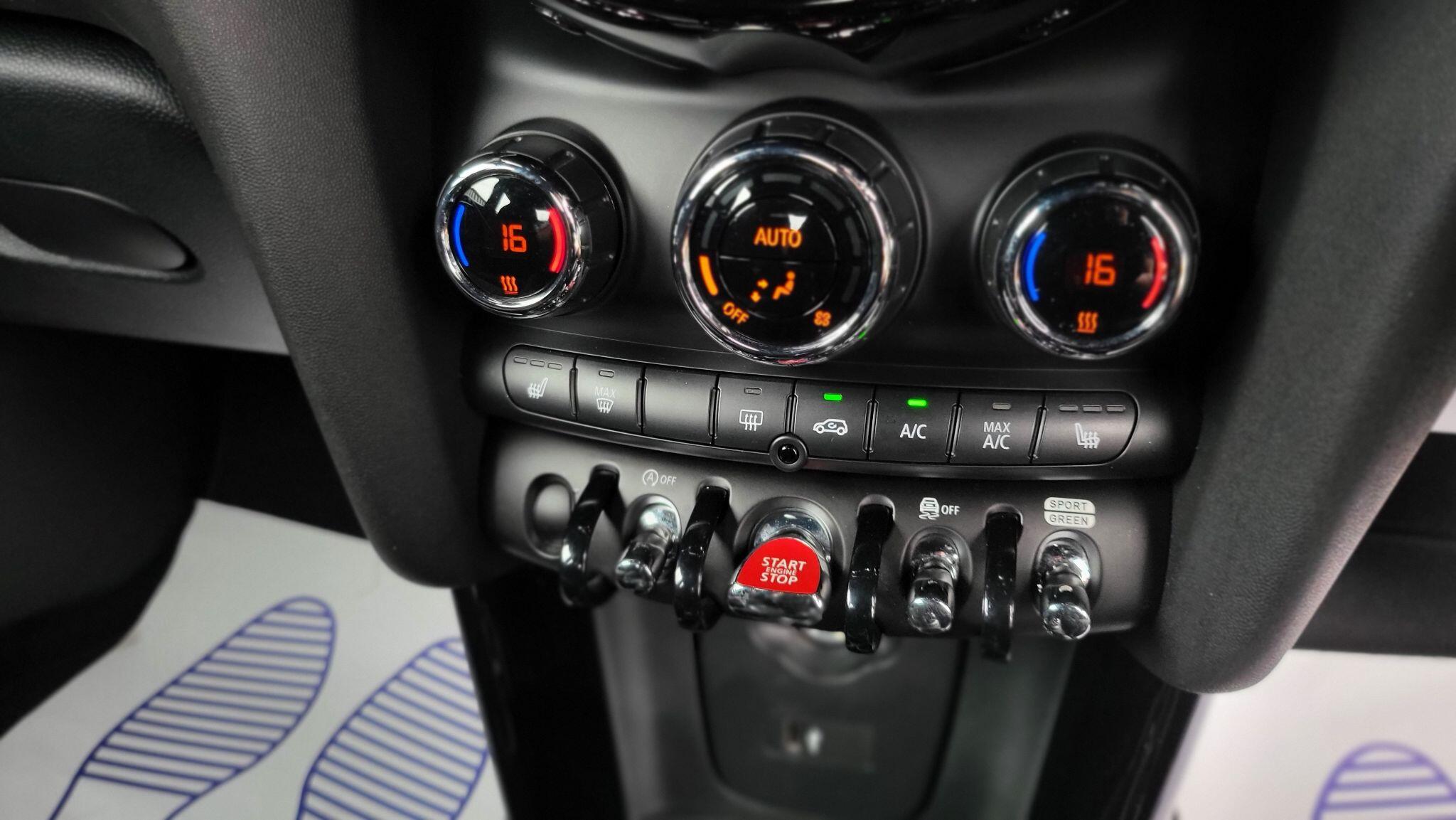 Mini Hatch view 17
