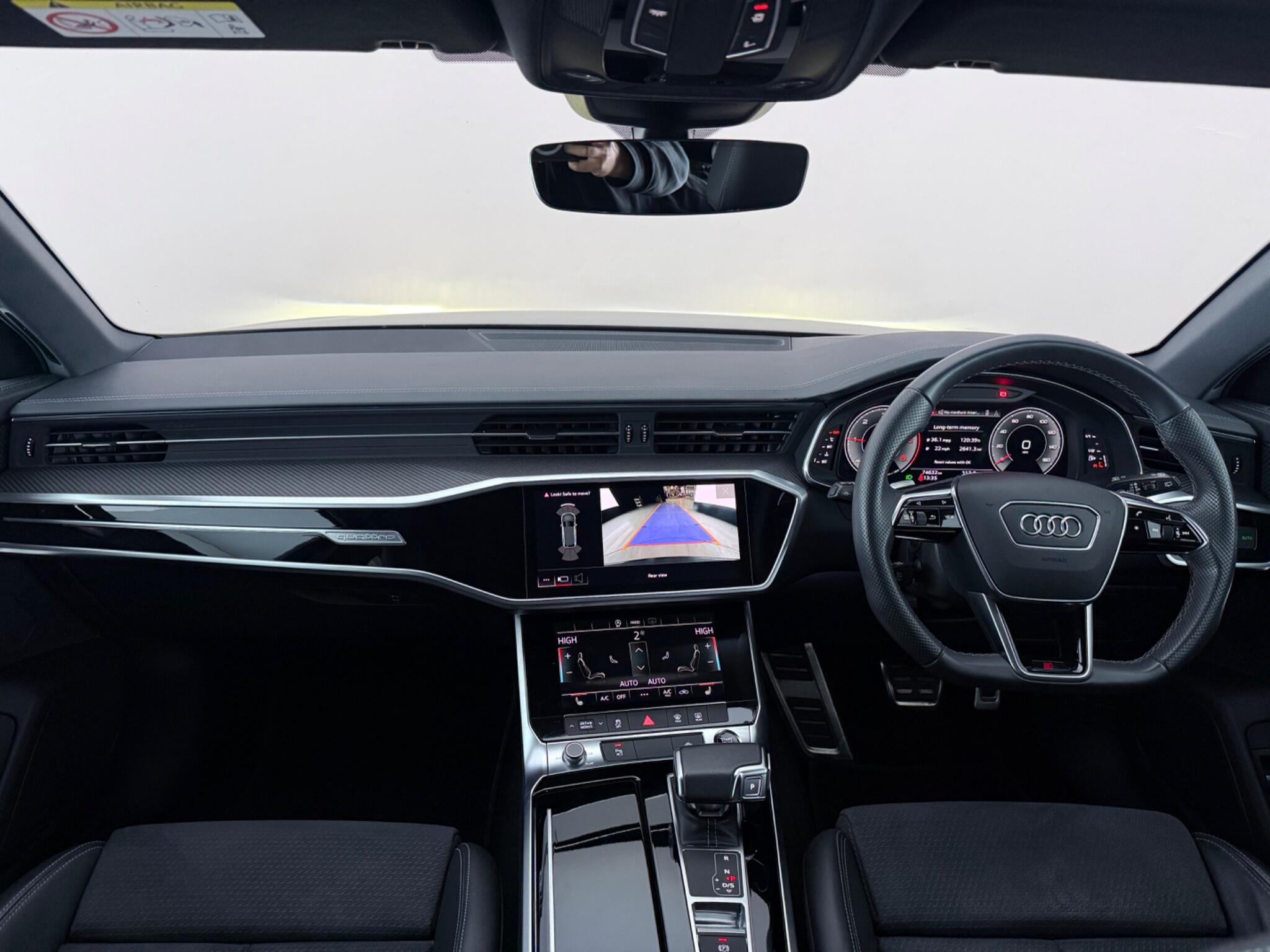Audi A6 view 24