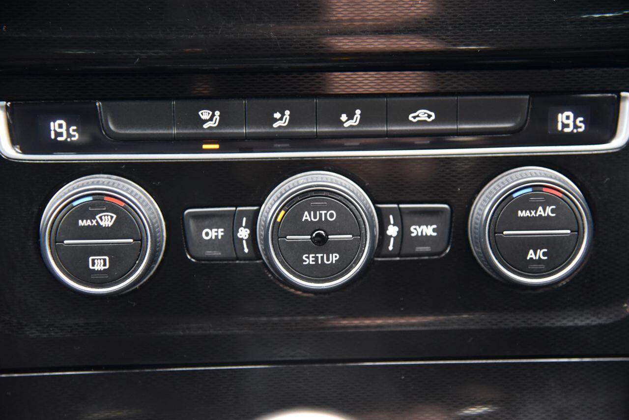 Volkswagen Golf view 38