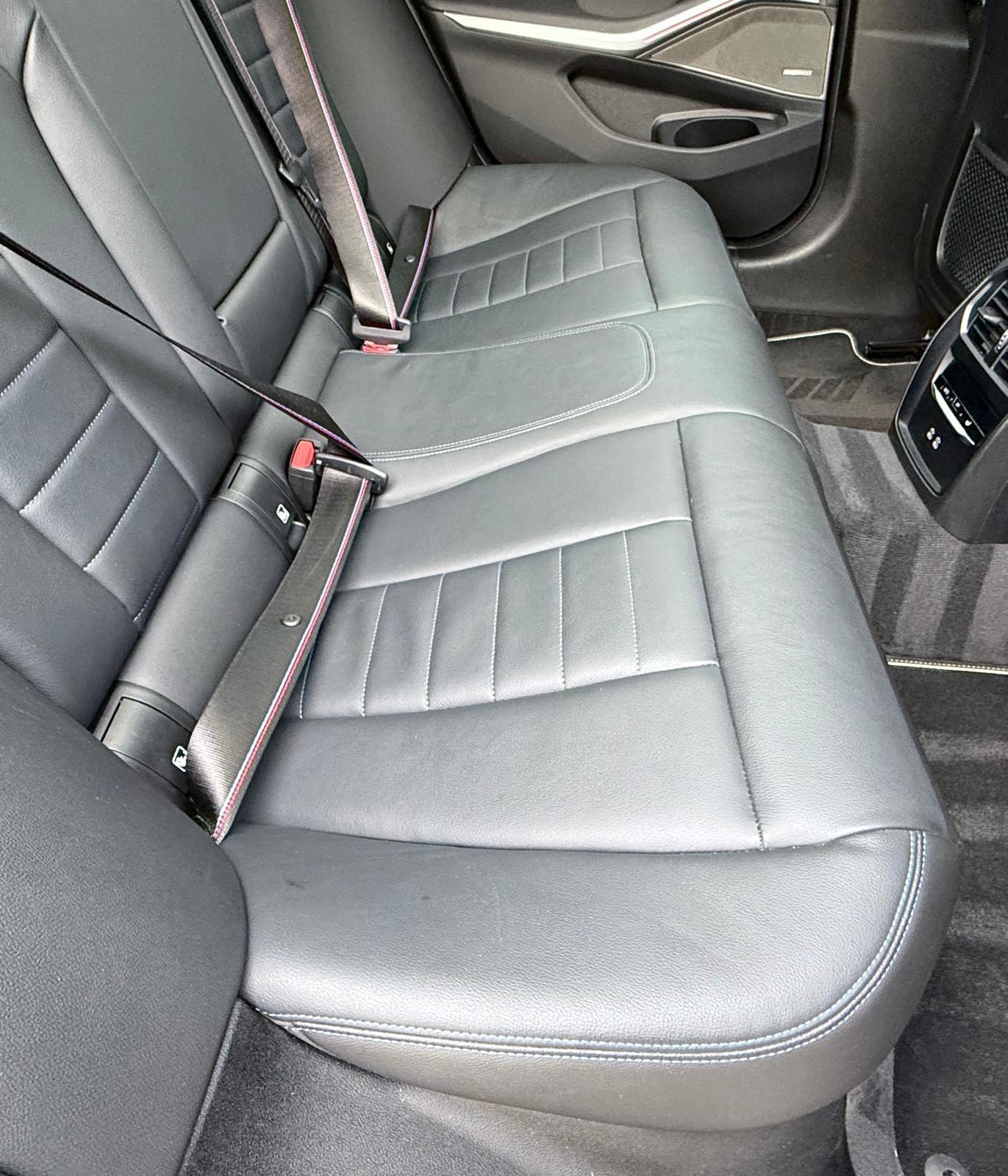 BMW 3 Series view 42