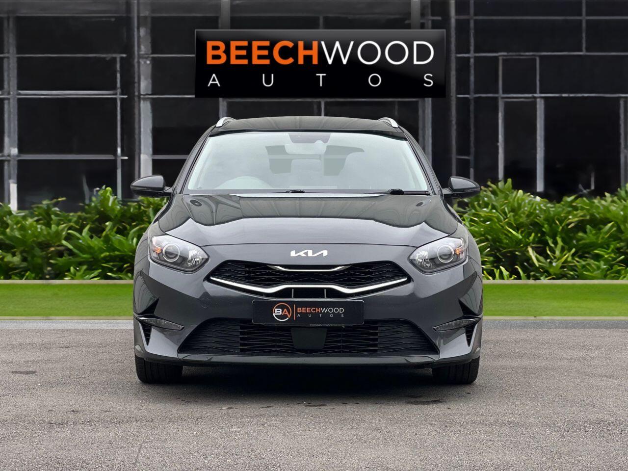 Kia Ceed view 3