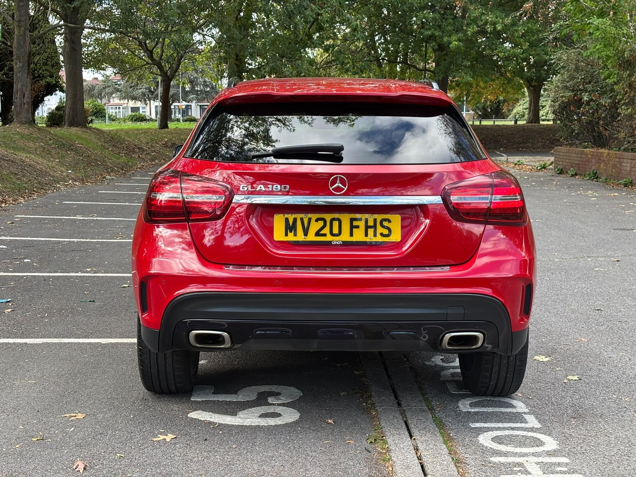 Mercedes-Benz Gla view 6
