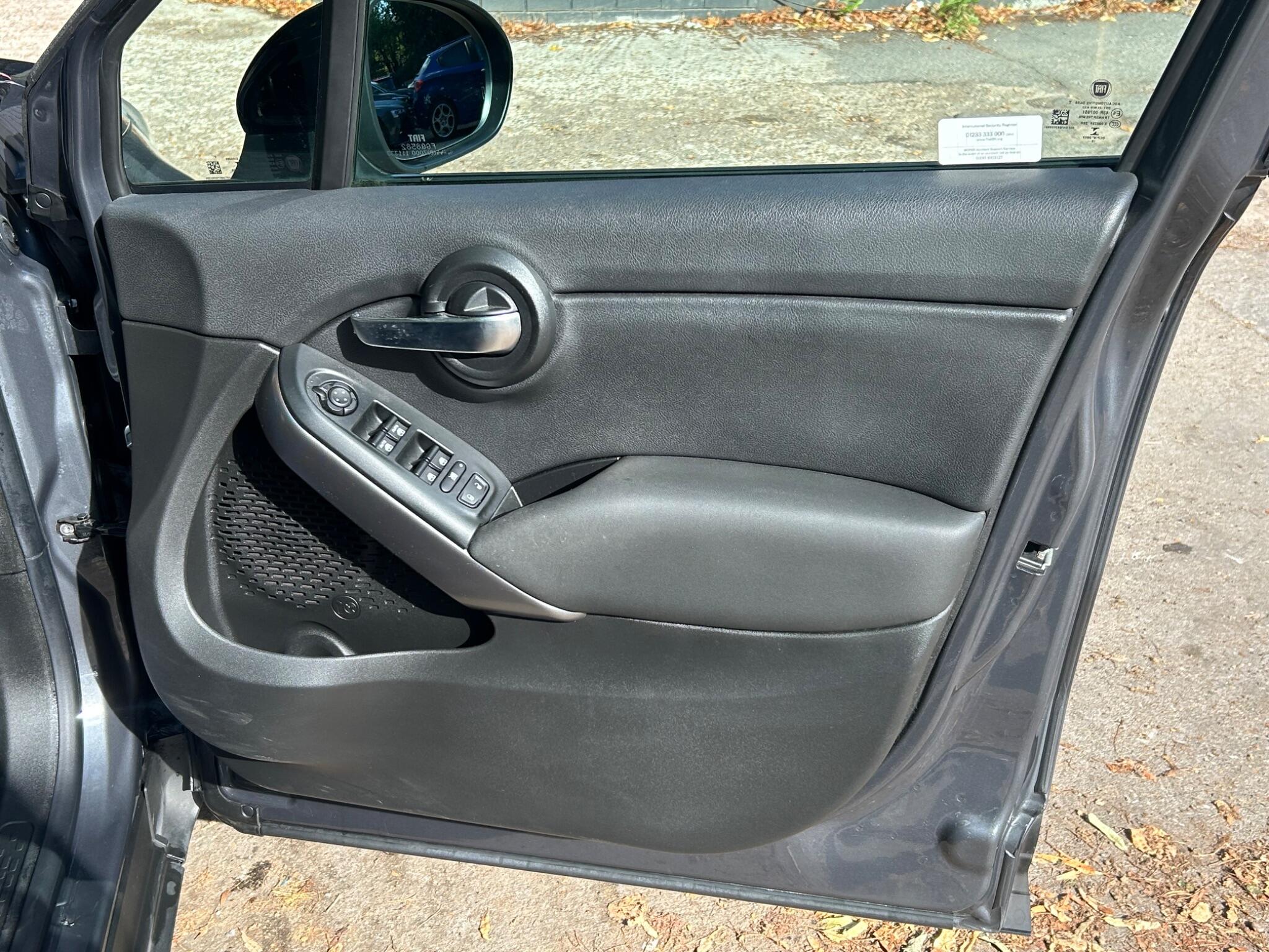 Fiat 500x view 38