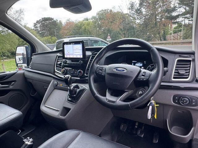 Ford Tourneo Custom view 7