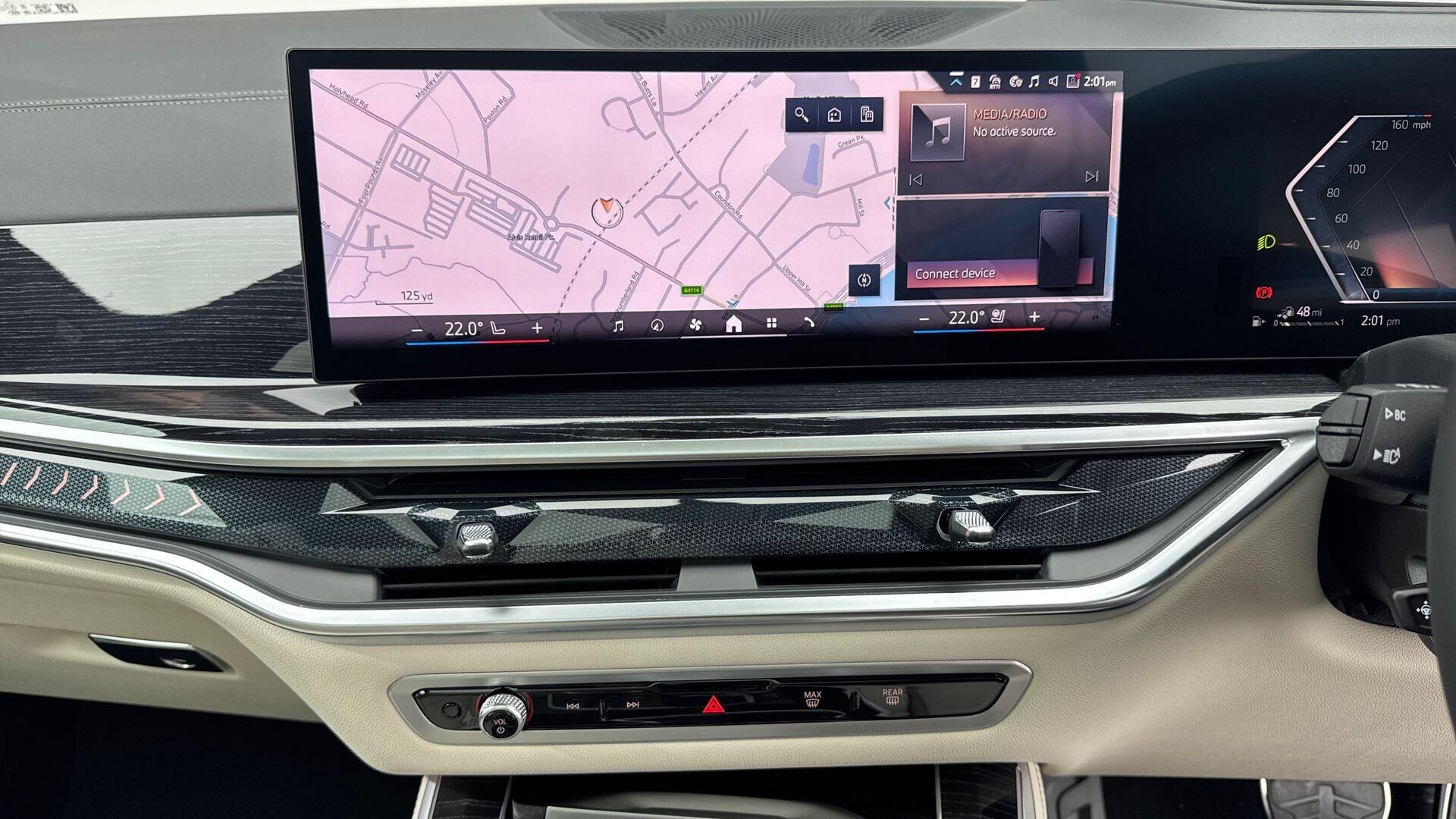 BMW X5 view 8