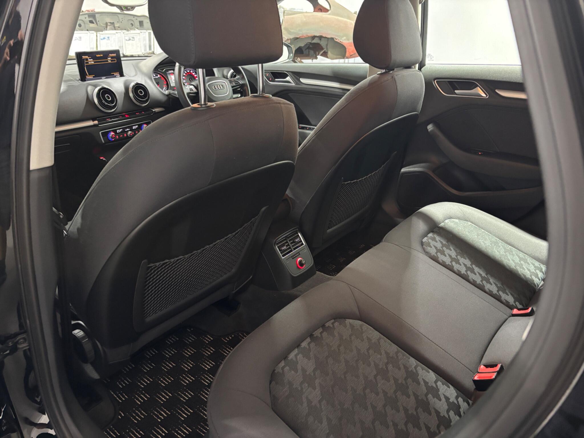 Audi A3 view 8