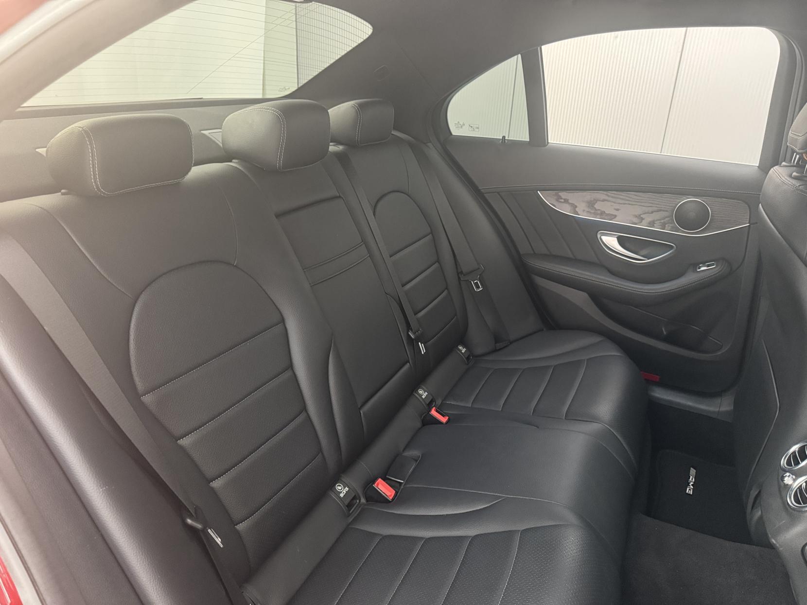 Mercedes-Benz C Class view 52