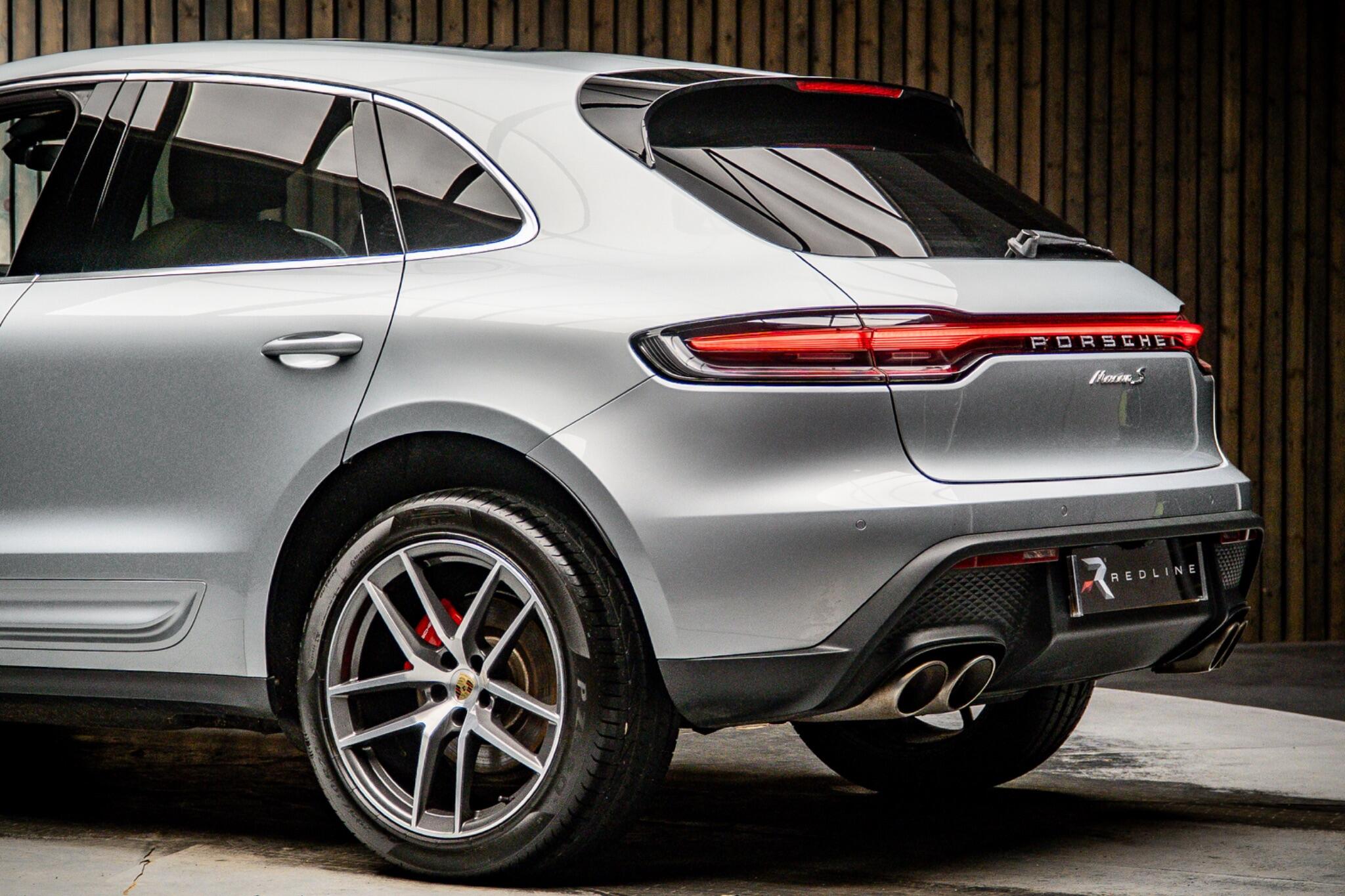 Porsche Macan view 17