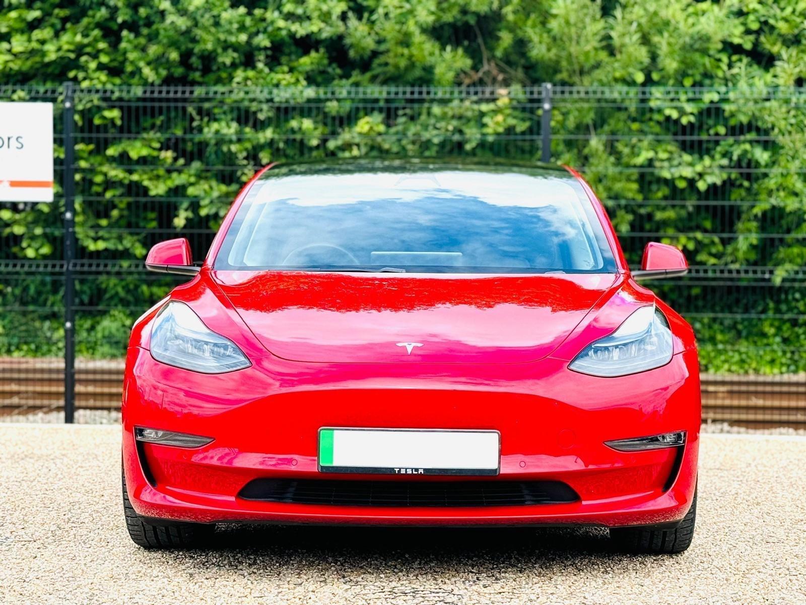 Tesla Model 3 view 11