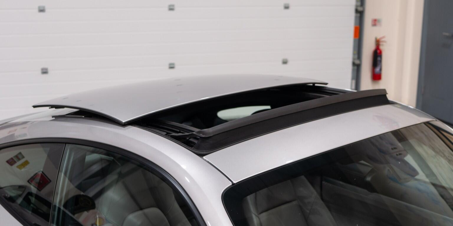 Porsche 911 view 58