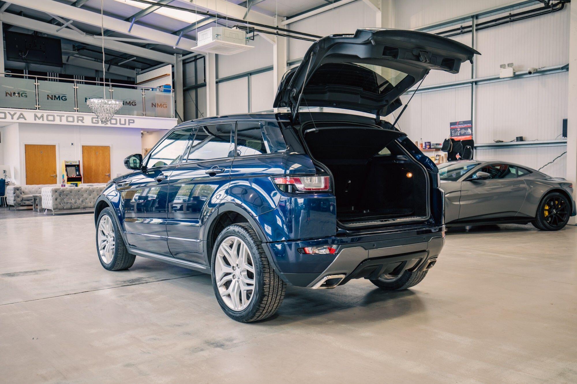Land Rover Range Rover Evoque view 31